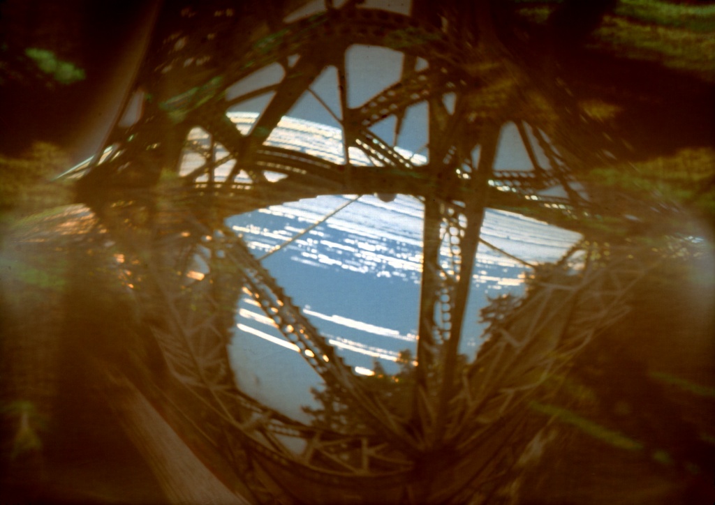 APOD: 2009 June 26 – Solstice to Solstice Solargraph