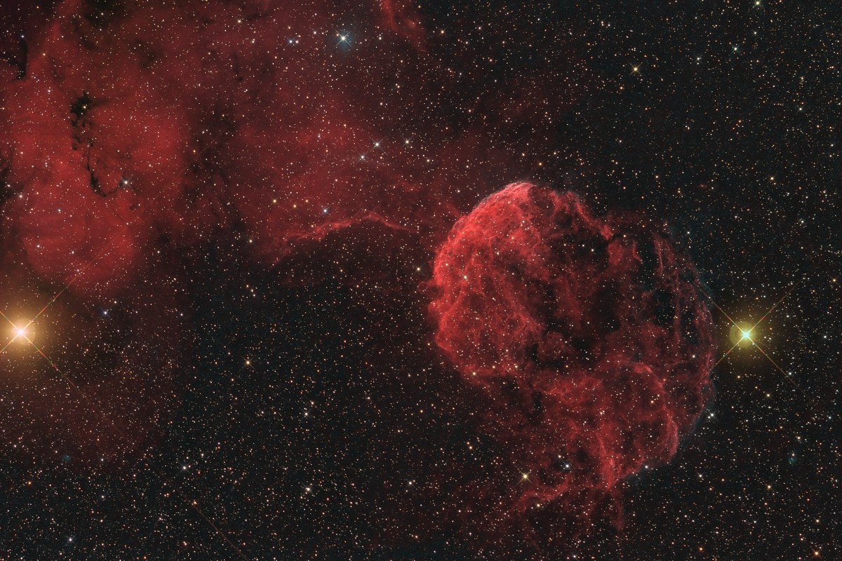 APOD: 2009 May 14 – Elusive Jellyfish Nebula