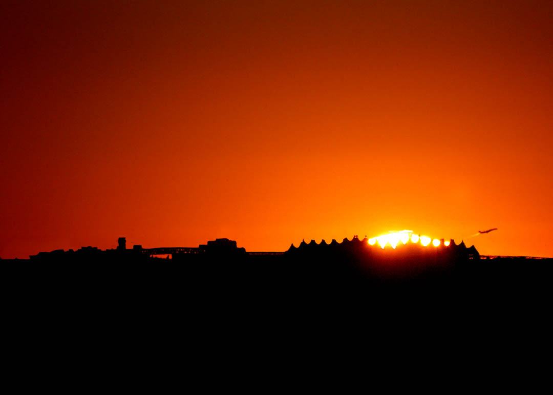 APOD: 2009 November 14 – DIA Sunrise