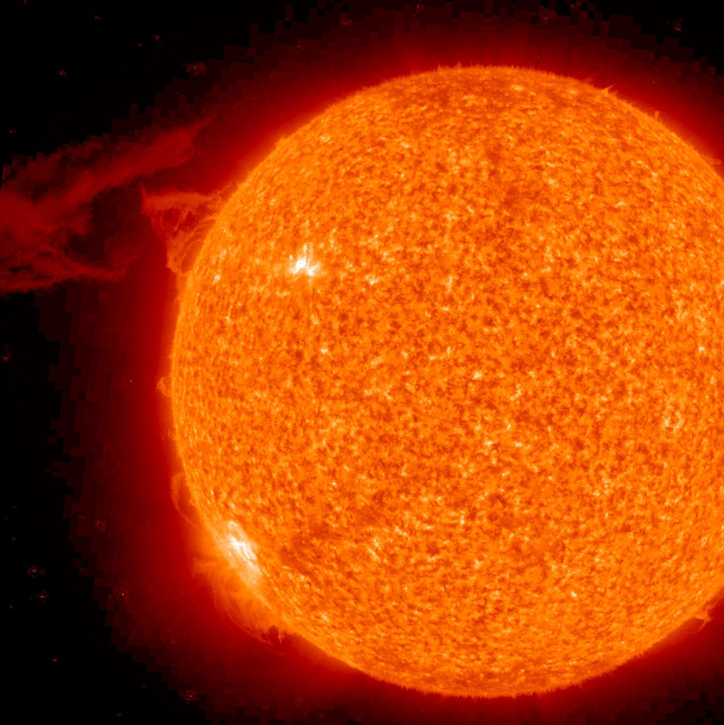 APOD: 2009 October 20 – A Solar Prominence Erupts in STEREO