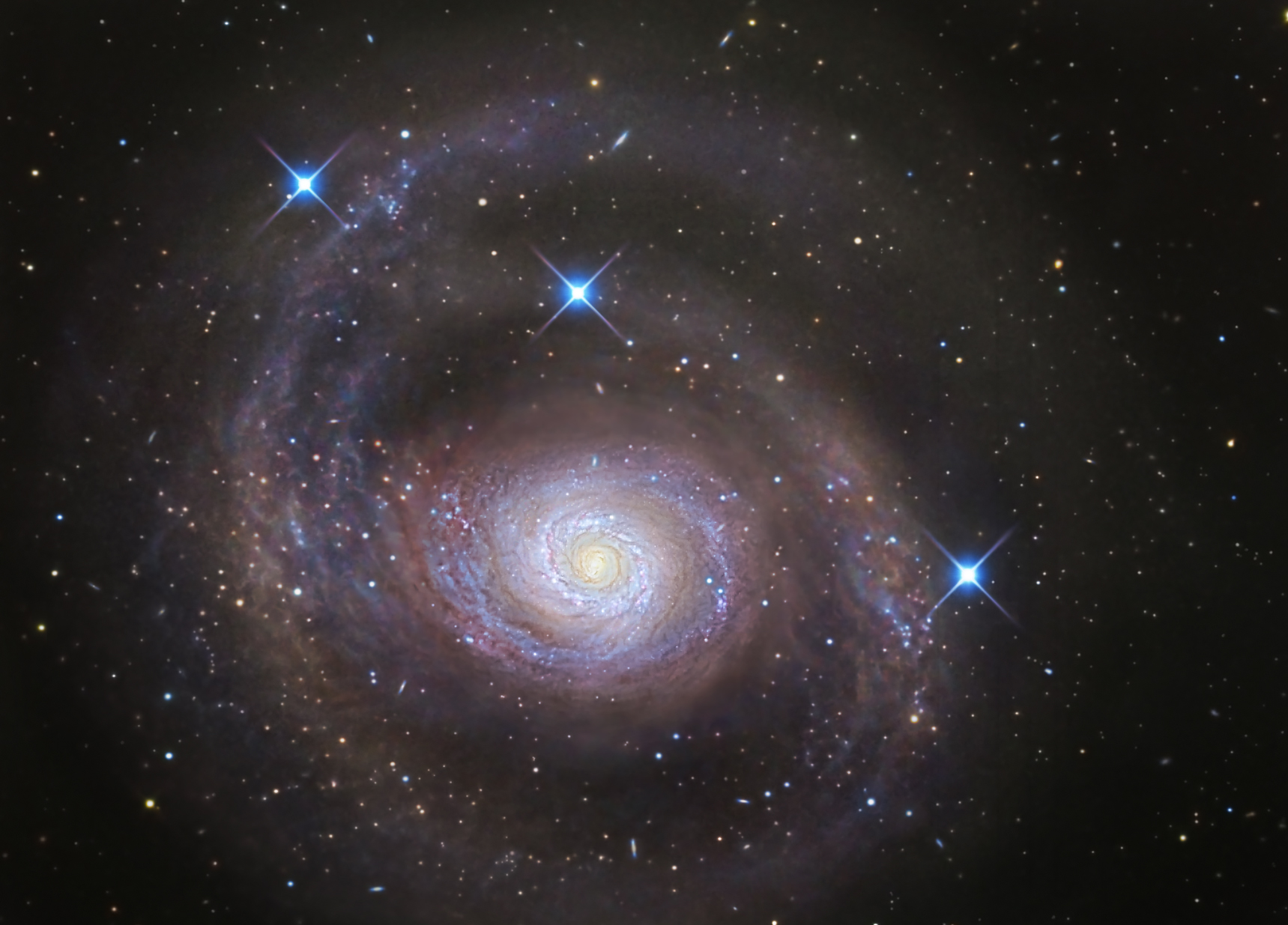 APOD: 2010 January 14 – M94: A New Perspective