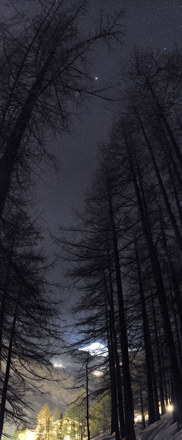 APOD: 2010 March 8 – Mars Over the Allalinhorn