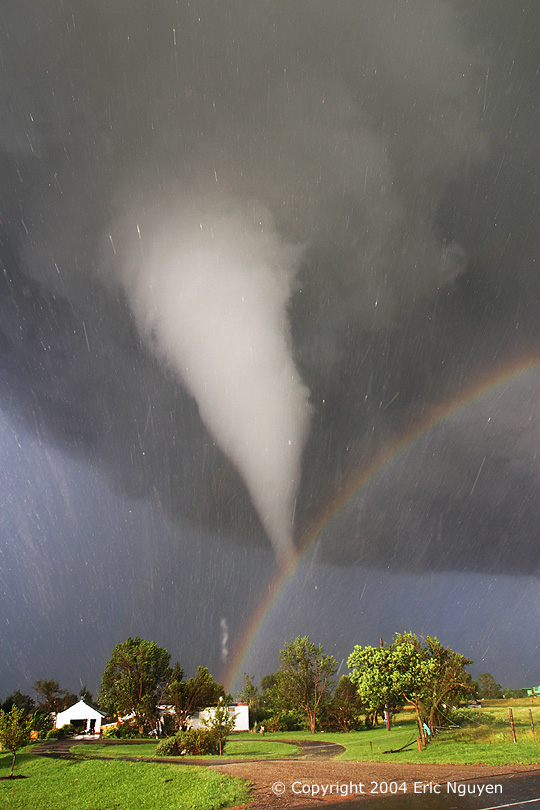 APOD: 2011 August 14 – Tornado and Rainbow Over Kansas