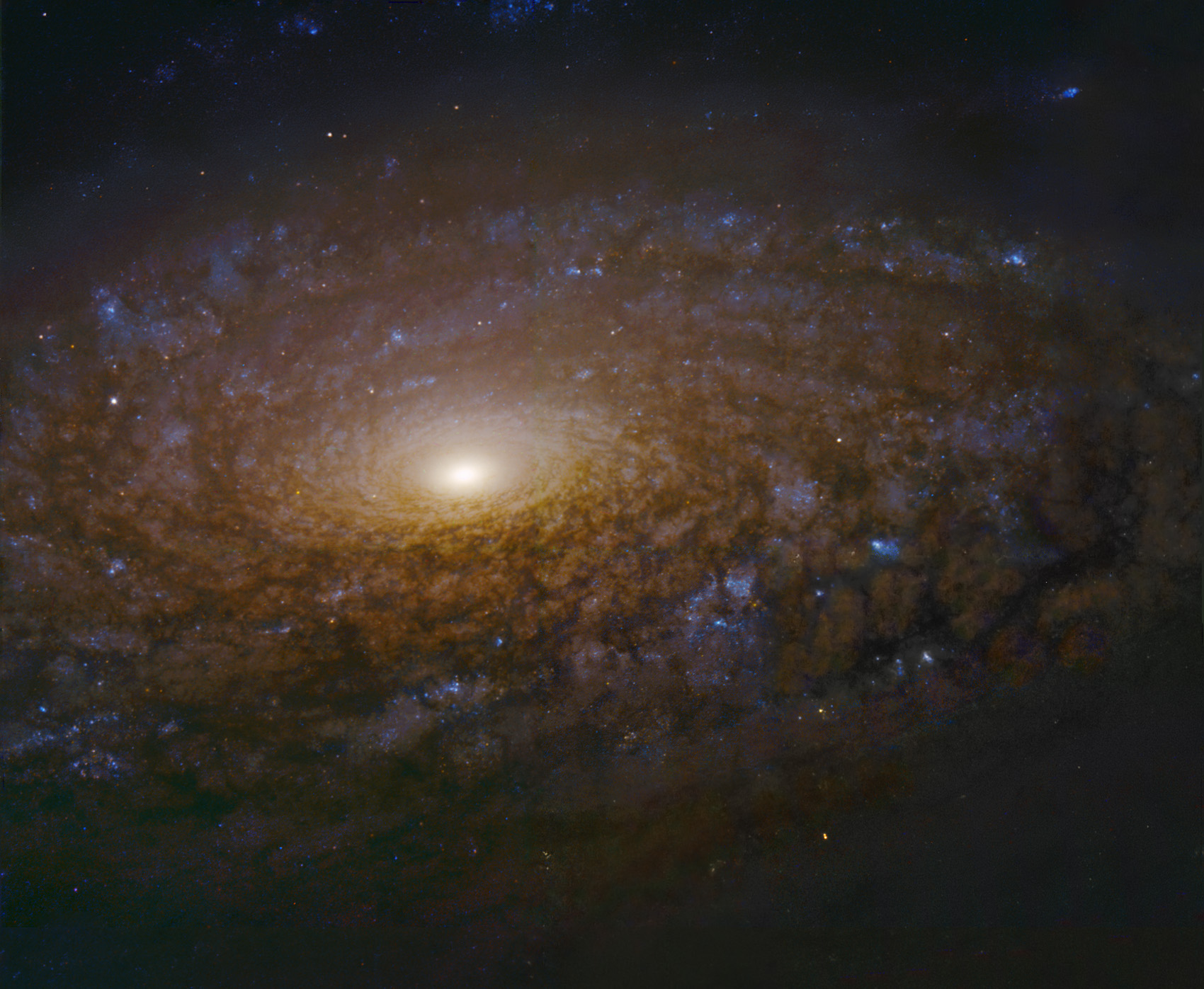 APOD: 2011 January 13 – NGC 3521 Close Up