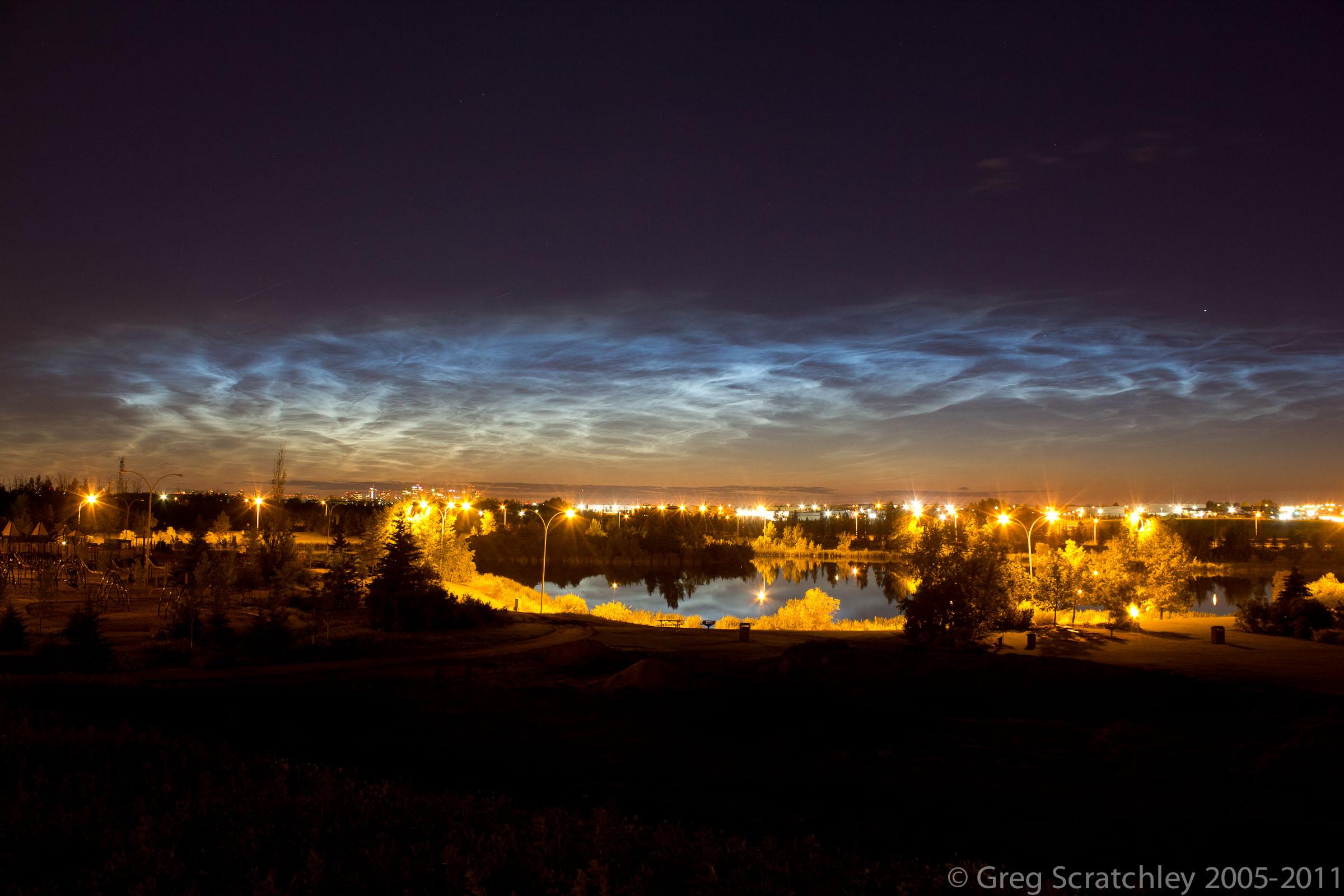 APOD: 2011 July 20 – Noctilucent Clouds Over Edmonton