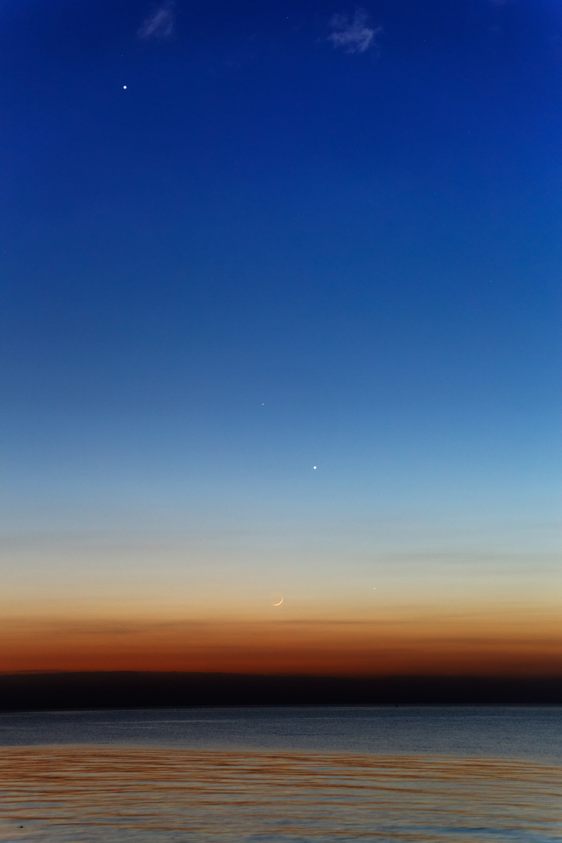 APOD: 2011 June 4 – Dawn’s Grande Finale