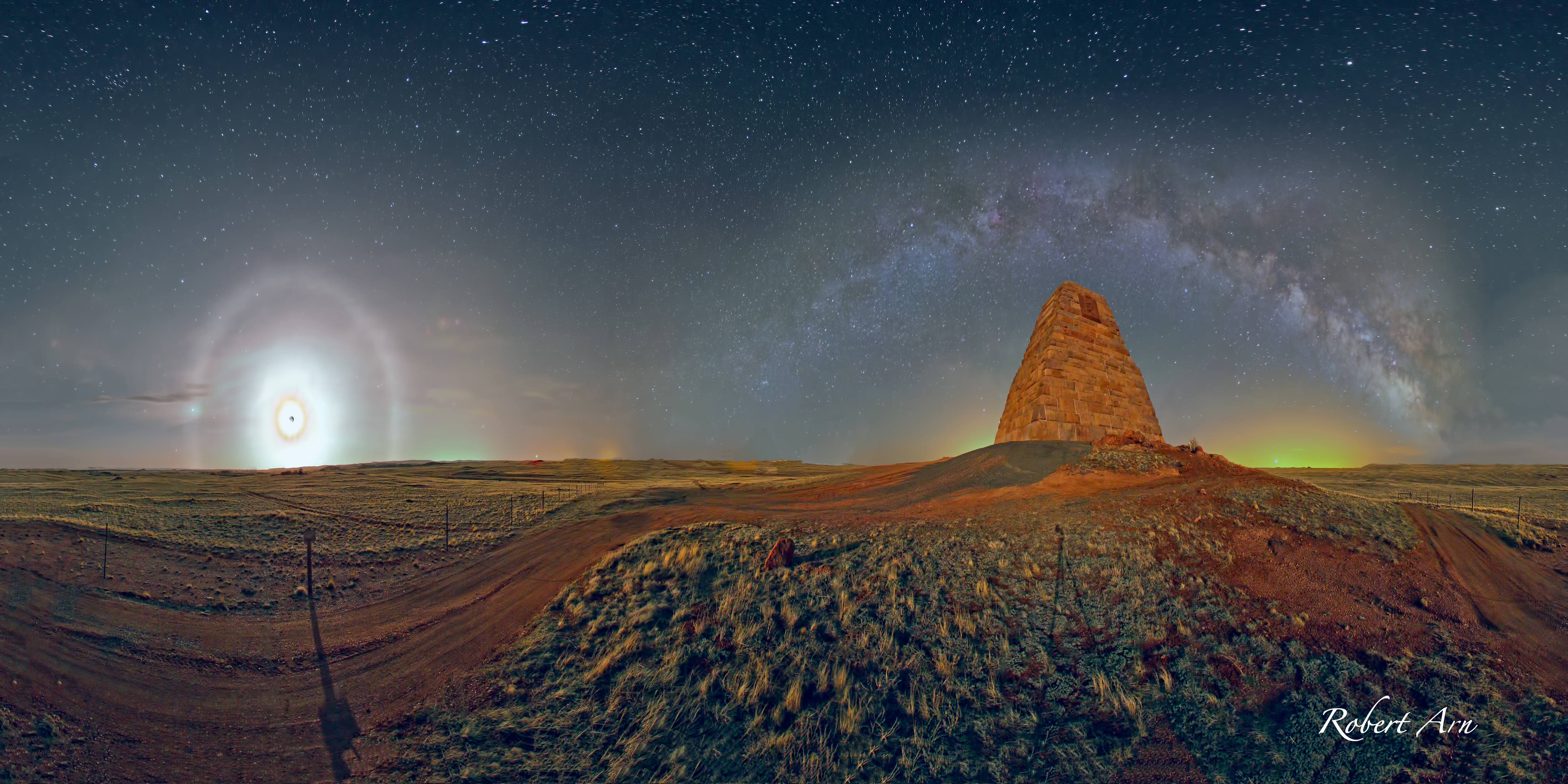 APOD: 2011 June 6 – Geometer’s Playground Over Wyoming