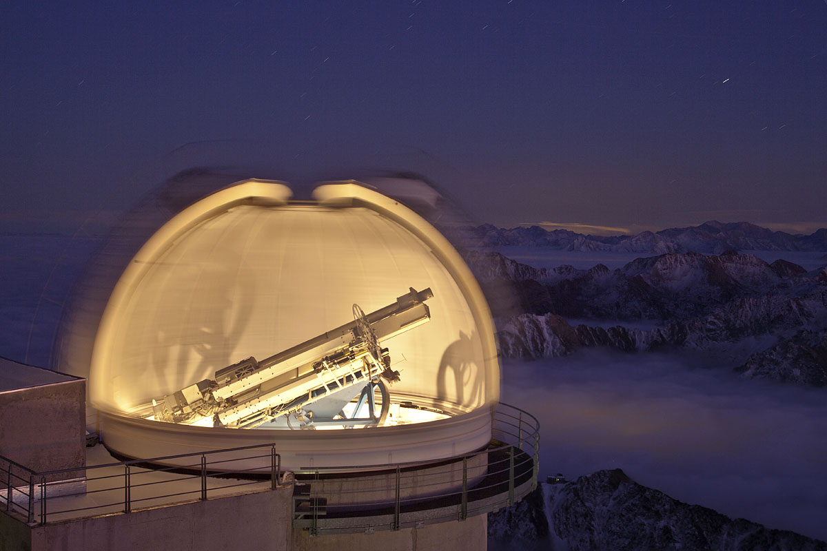 APOD: 2011 November 25 – A Glimpse of CLIMSO
