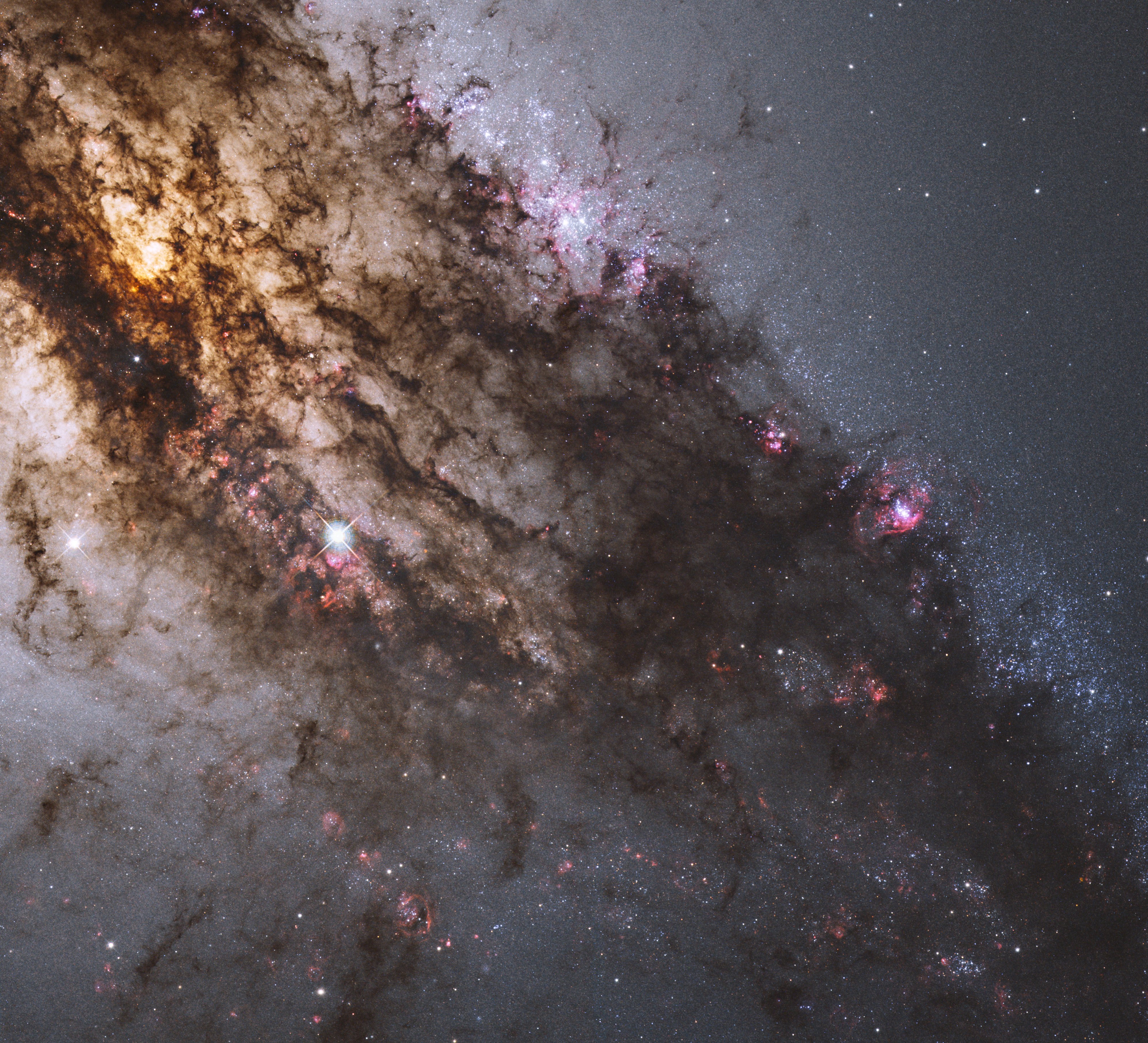 APOD: 2011 November 29 – Across the Center of Centaurus A