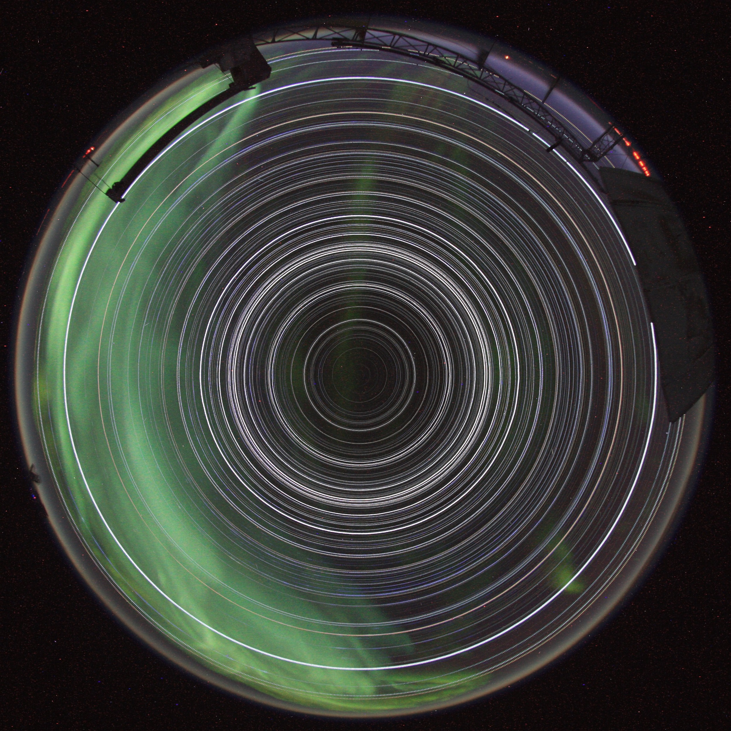 APOD: 2012 August 2 – South Pole Star Trails