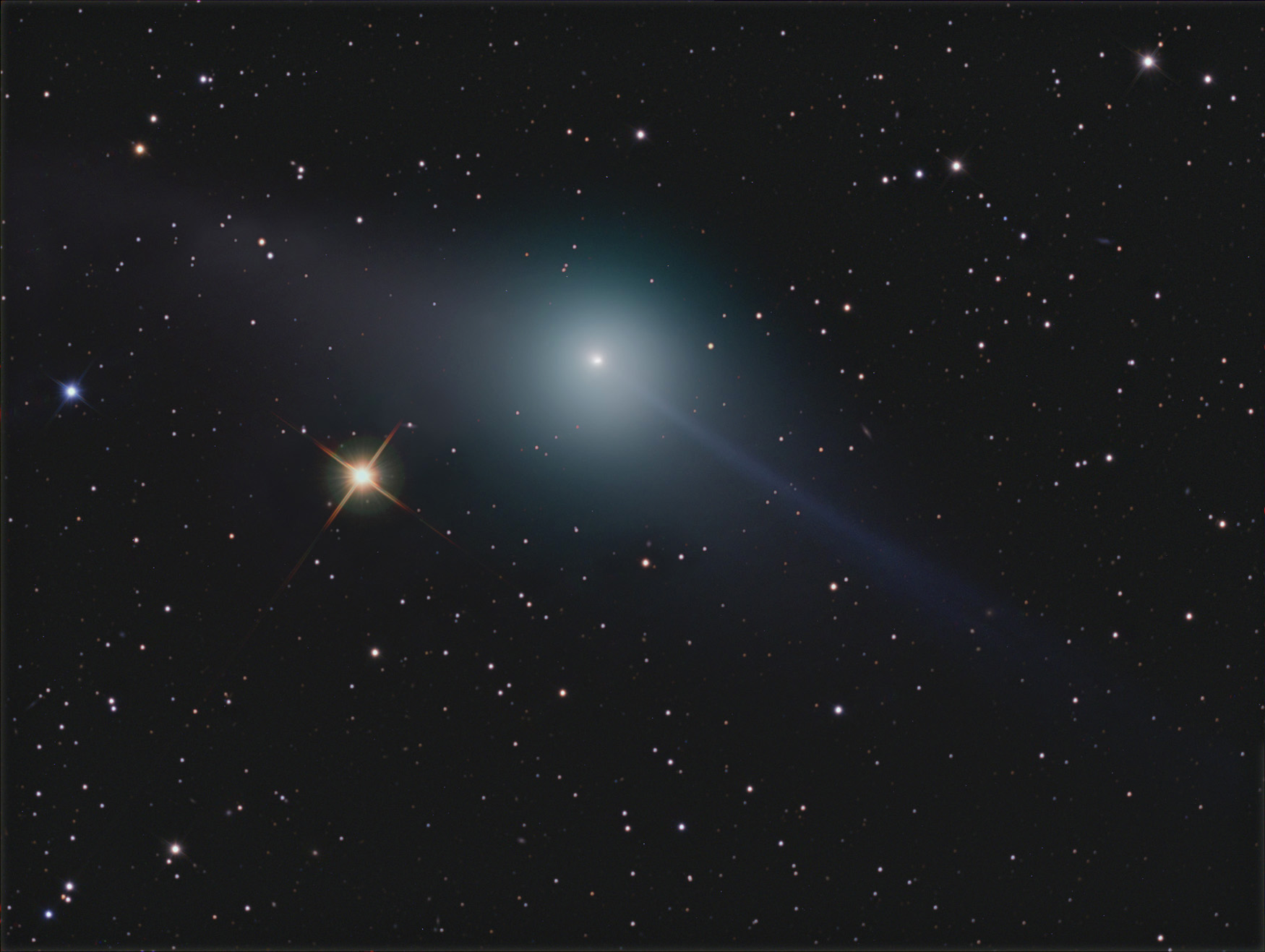 APOD: 2012 February 28 – The Opposing Tails of Comet Garradd