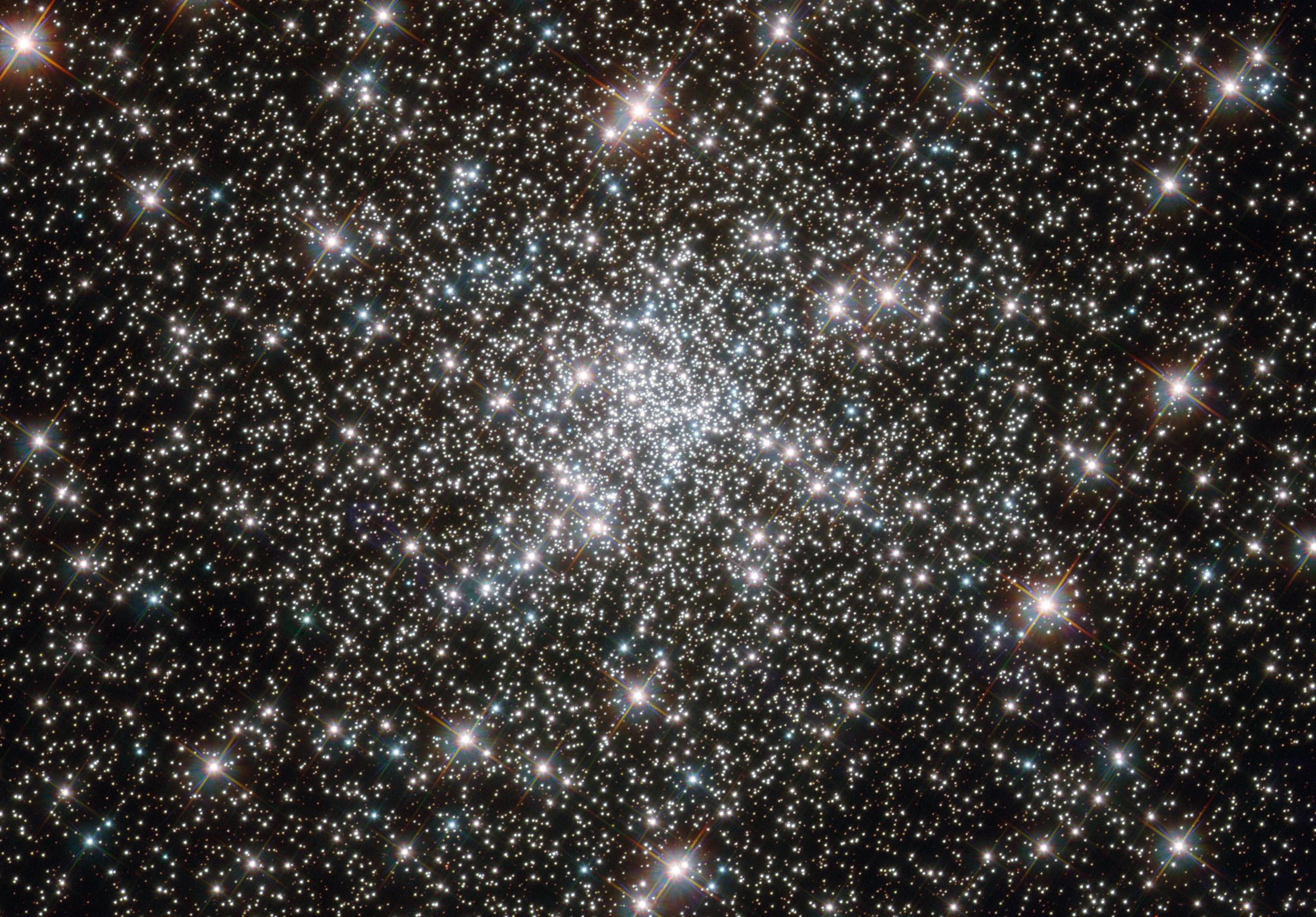 APOD: 2012 February 10 – At the Core of NGC 6752