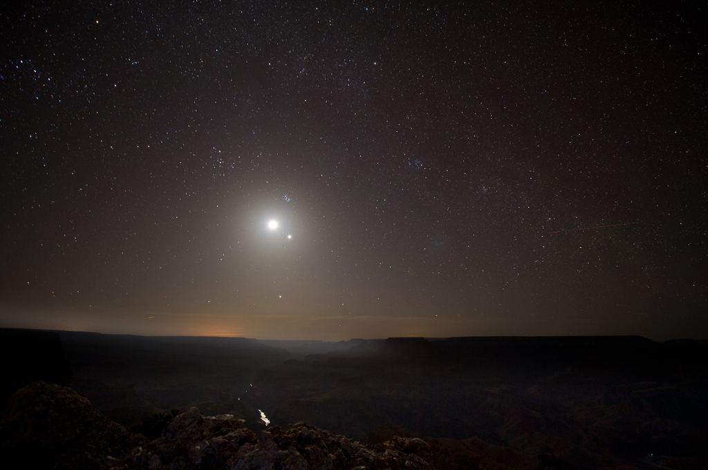 APOD: 2012 March 30 – The Grand Canyon in Moonlight