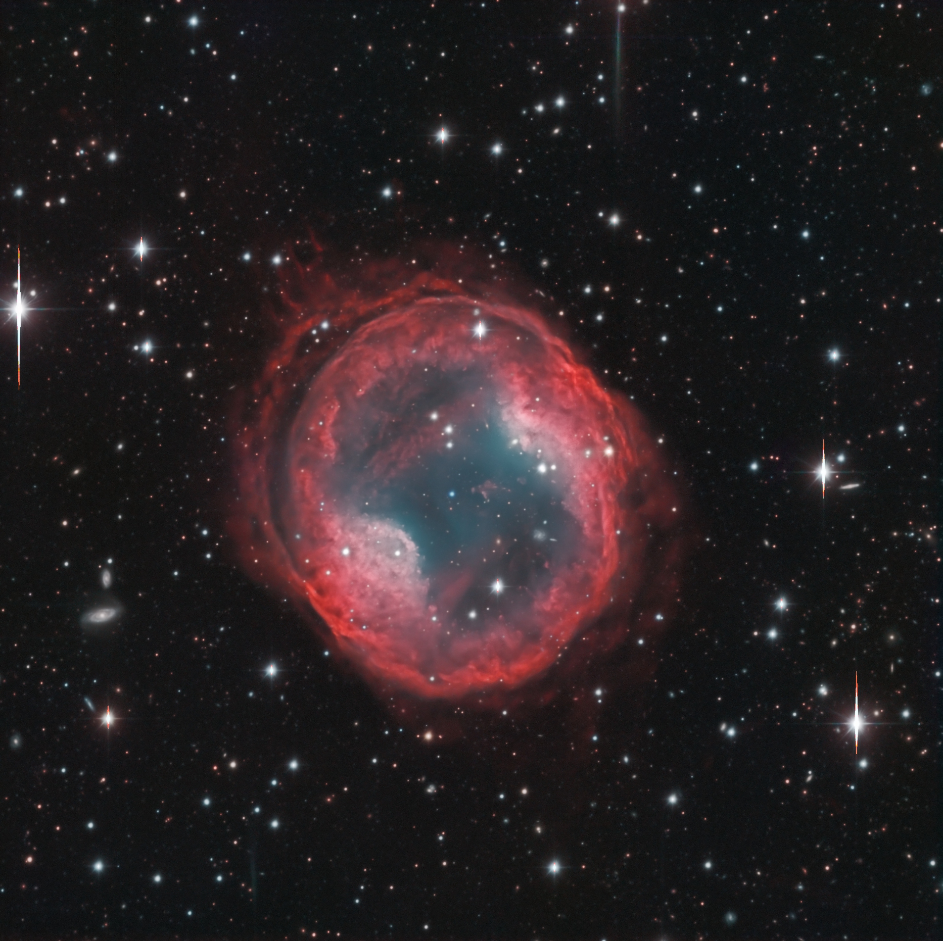APOD: 2012 October 30 – Planetary Nebula PK 164 31