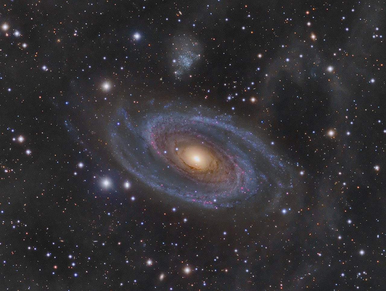 Grand Spiral Galaxy M81 and Arp's Loop — APOD for 2013-04-16