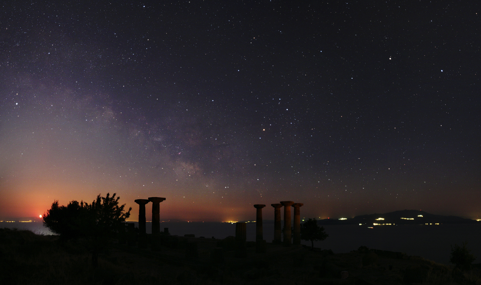 APOD: 2013 July 19 – Take a Picture of Saturn