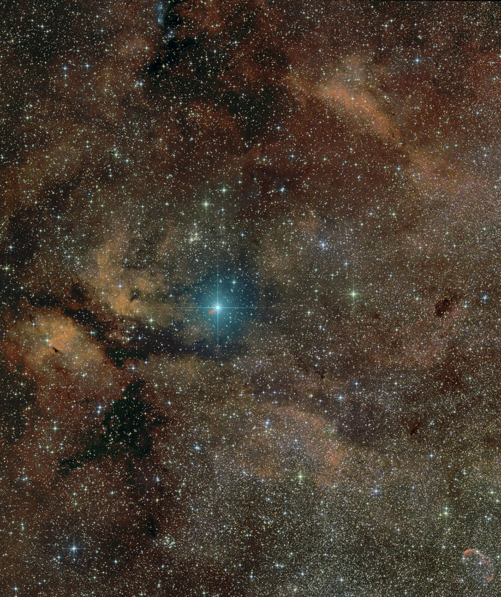 APOD: 2013 July 9 – Supergiant Star Gamma Cygni