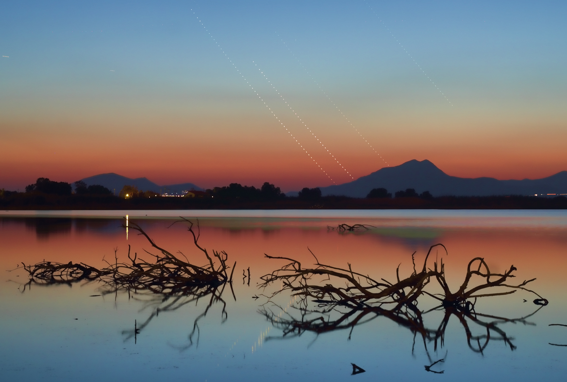 APOD: 2013 June 13 – Four Planet Sunset