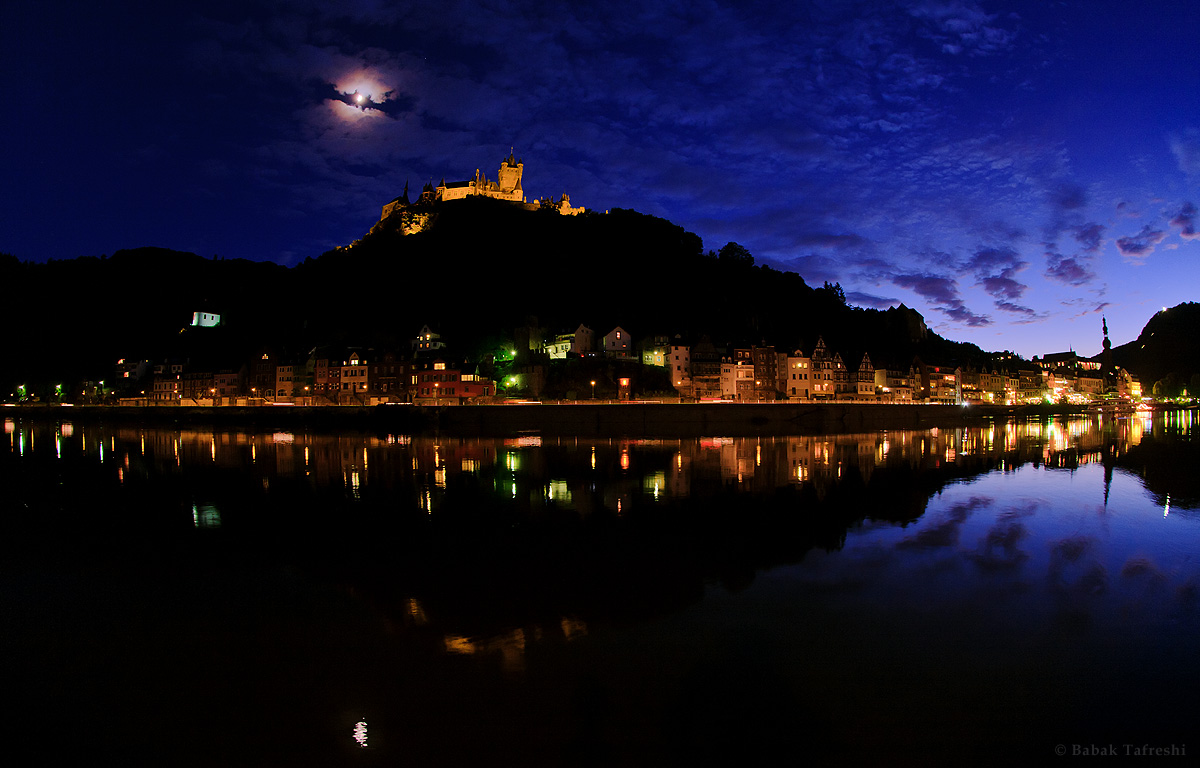 APOD: 2013 May 25 – Lunar Corona over Cochem Castle