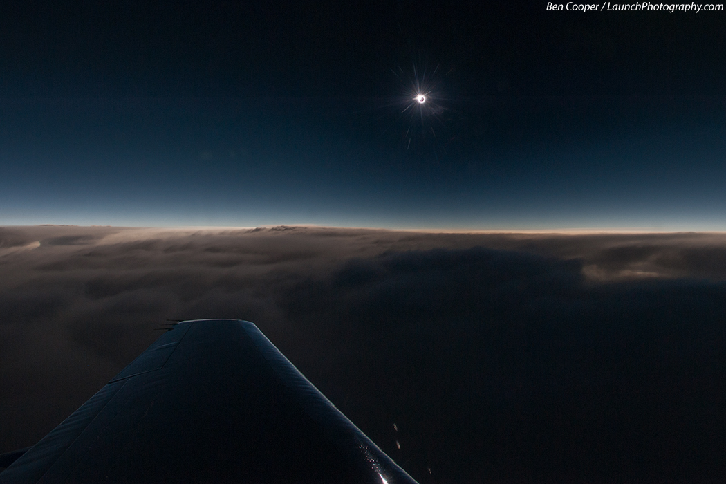 APOD: 2013 November 7 – Eclipse at 44,000 Feet