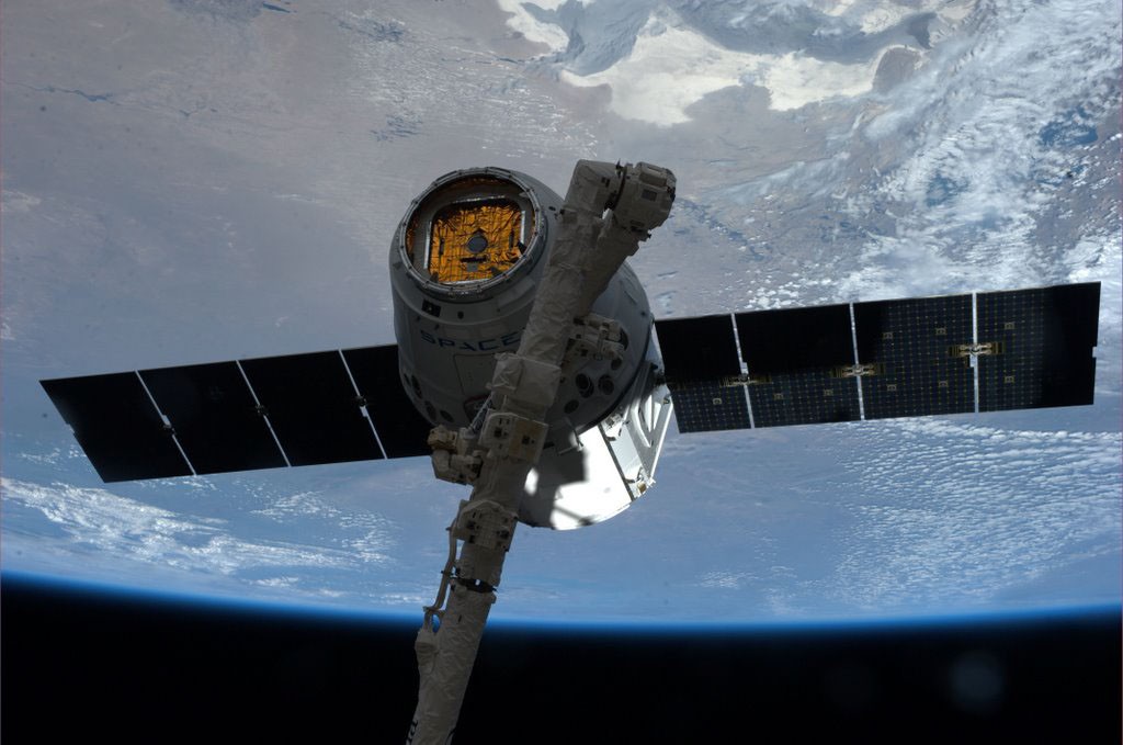 The Space Station Captures a Dragon Capsule — APOD for 2014-06-02