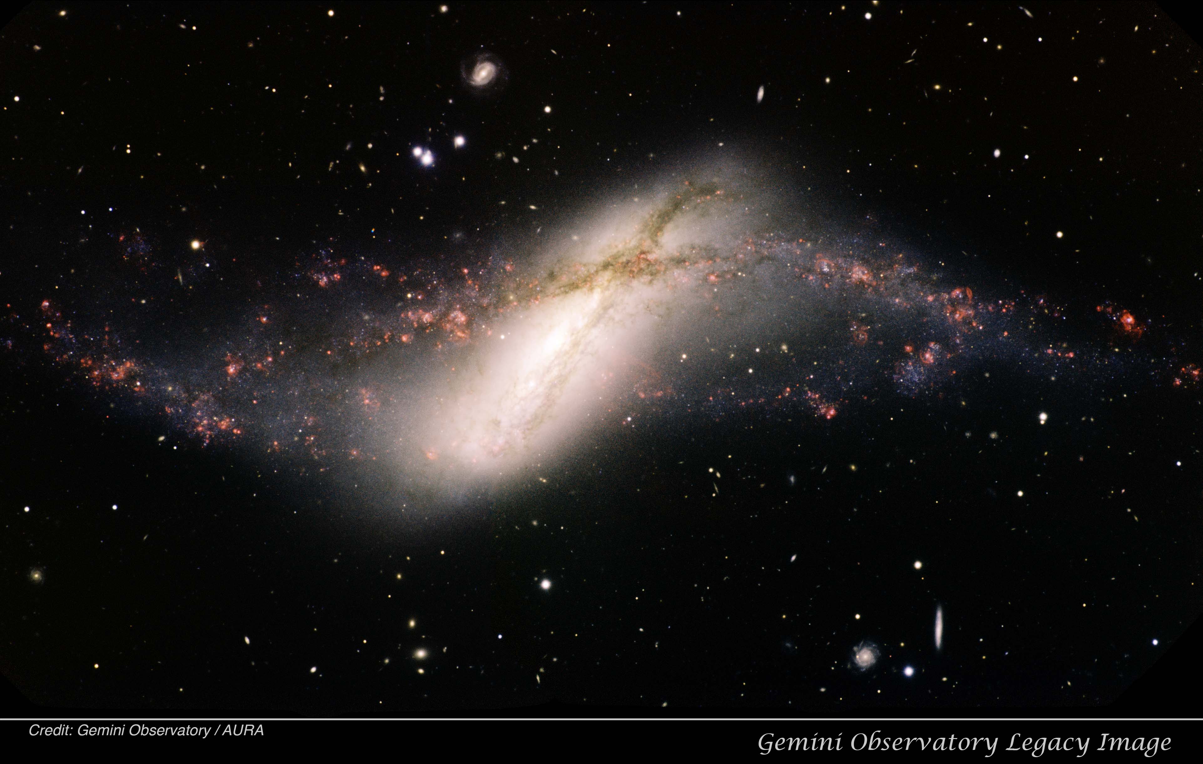 APOD: 2014 November 8 – Polar Ring Galaxy NGC 660
