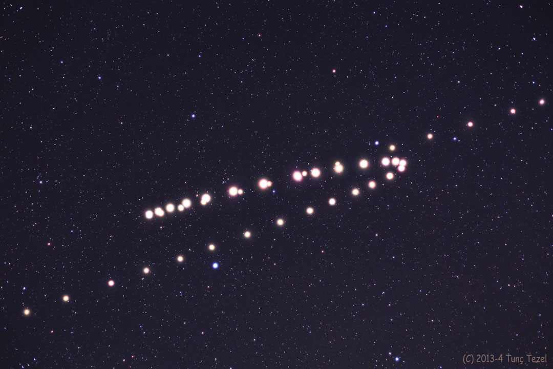 APOD: 2014 October 28 – Retrograde Mars