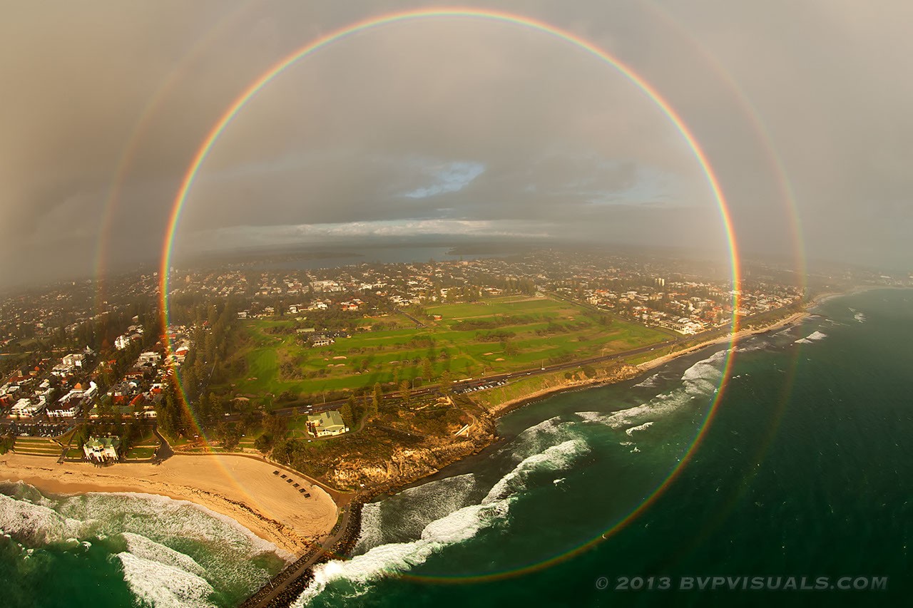 A Full Circle Rainbow over Australia — APOD for 2014-09-30