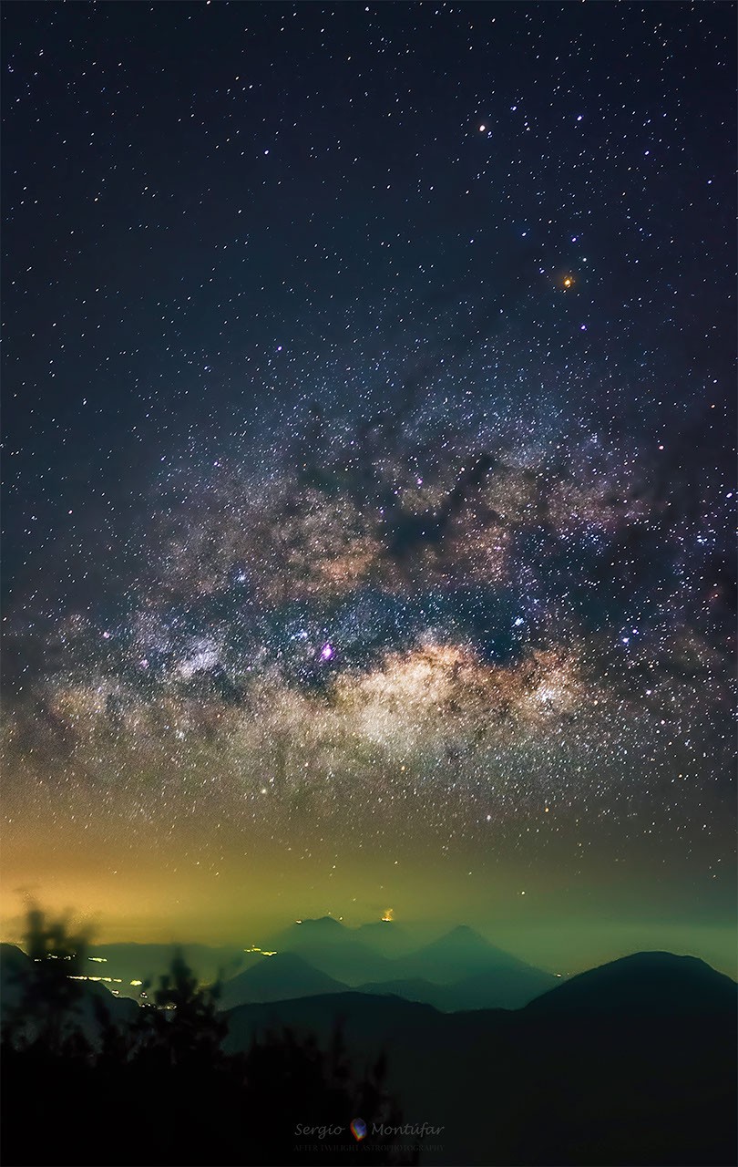 Milky Way over Erupting Volcano — APOD for 2015-04-13