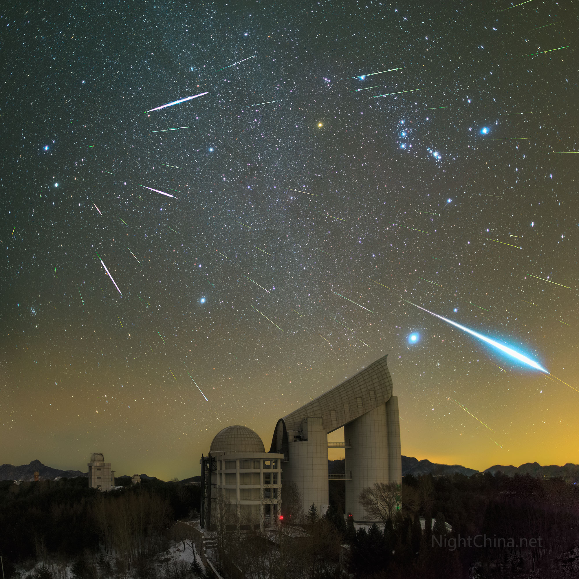 APOD: 2015 December 23 – Geminid Meteors over Xinglong Observatory