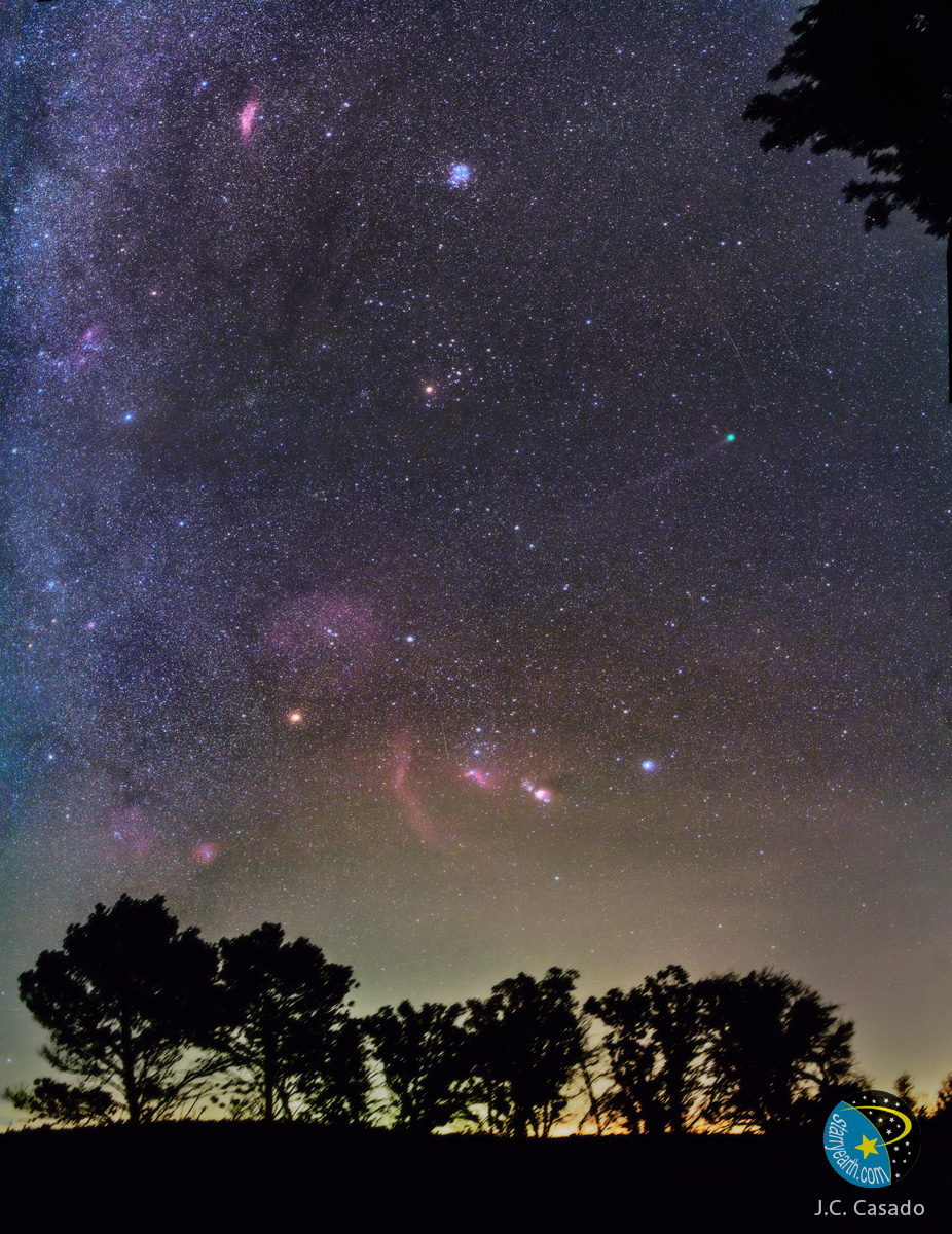 APOD: 2015 January 28 – Comet Lovejoy in a Winter Sky