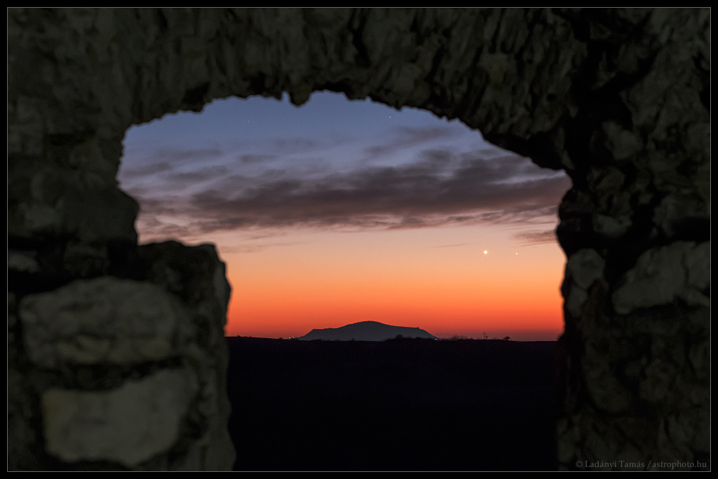 APOD: 2015 January 15 – Venus and Mercury at Sunset
