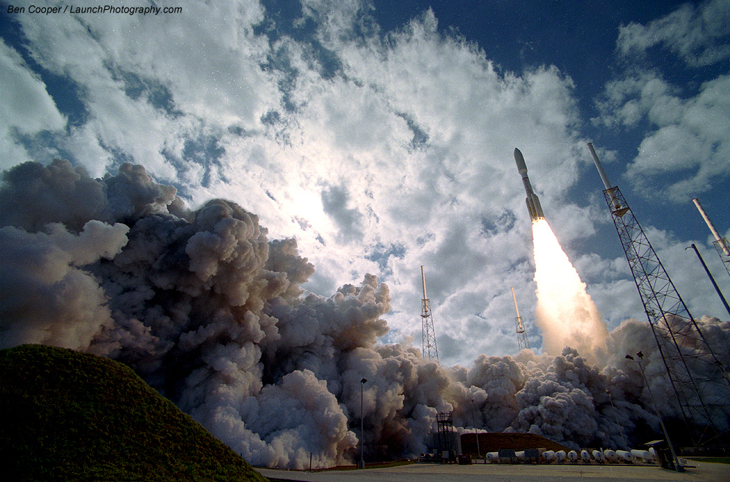 APOD: 2015 July 12 – New Horizons Launch to Pluto