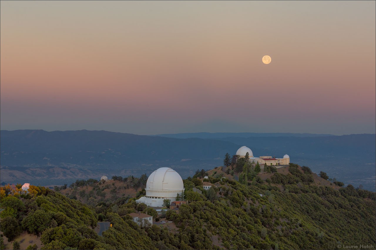 Solstice Dawn and Full Moonset — APOD for 2016-06-23