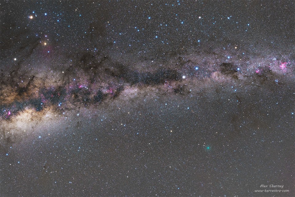 Close Comet and the Milky Way — APOD for 2016-03-25