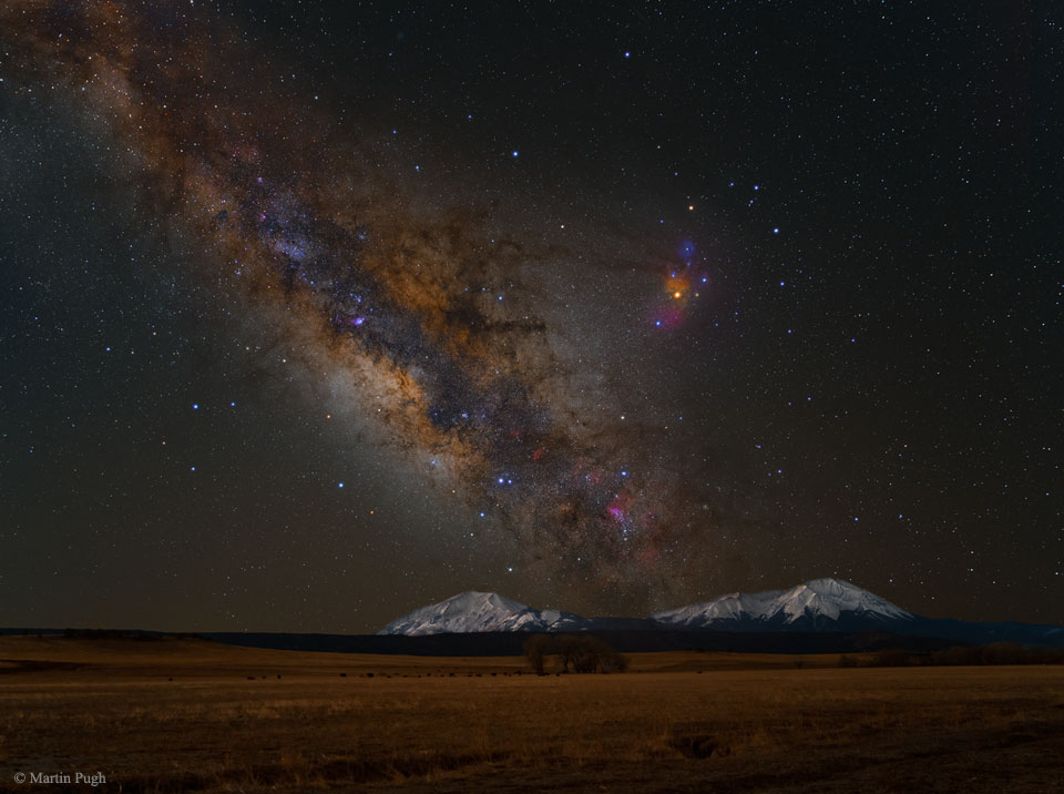 APOD: 2016 May 24 – Milky Way Over the Spanish Peaks