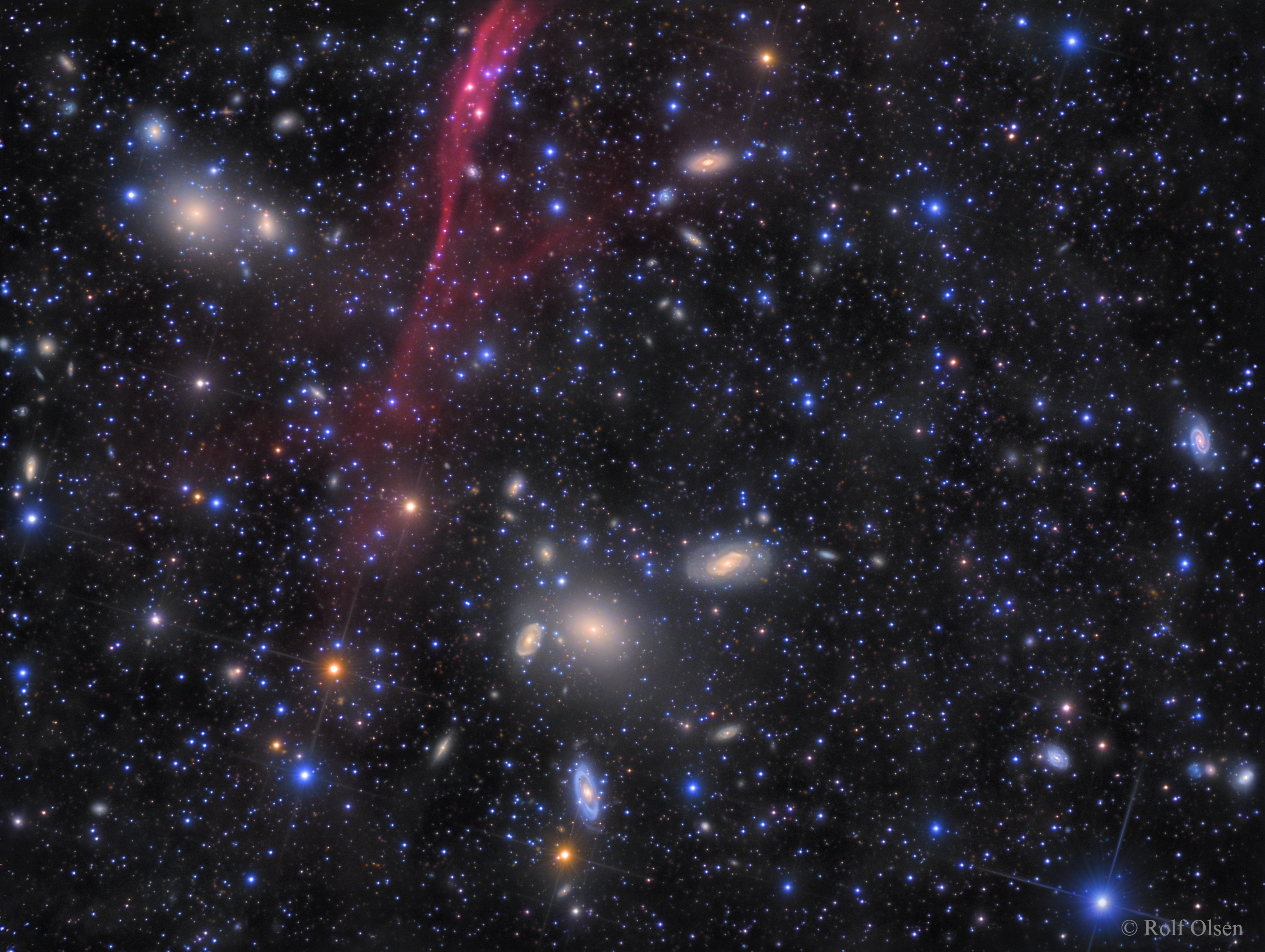 APOD: 2016 October 18 – The Antlia Cluster of Galaxies