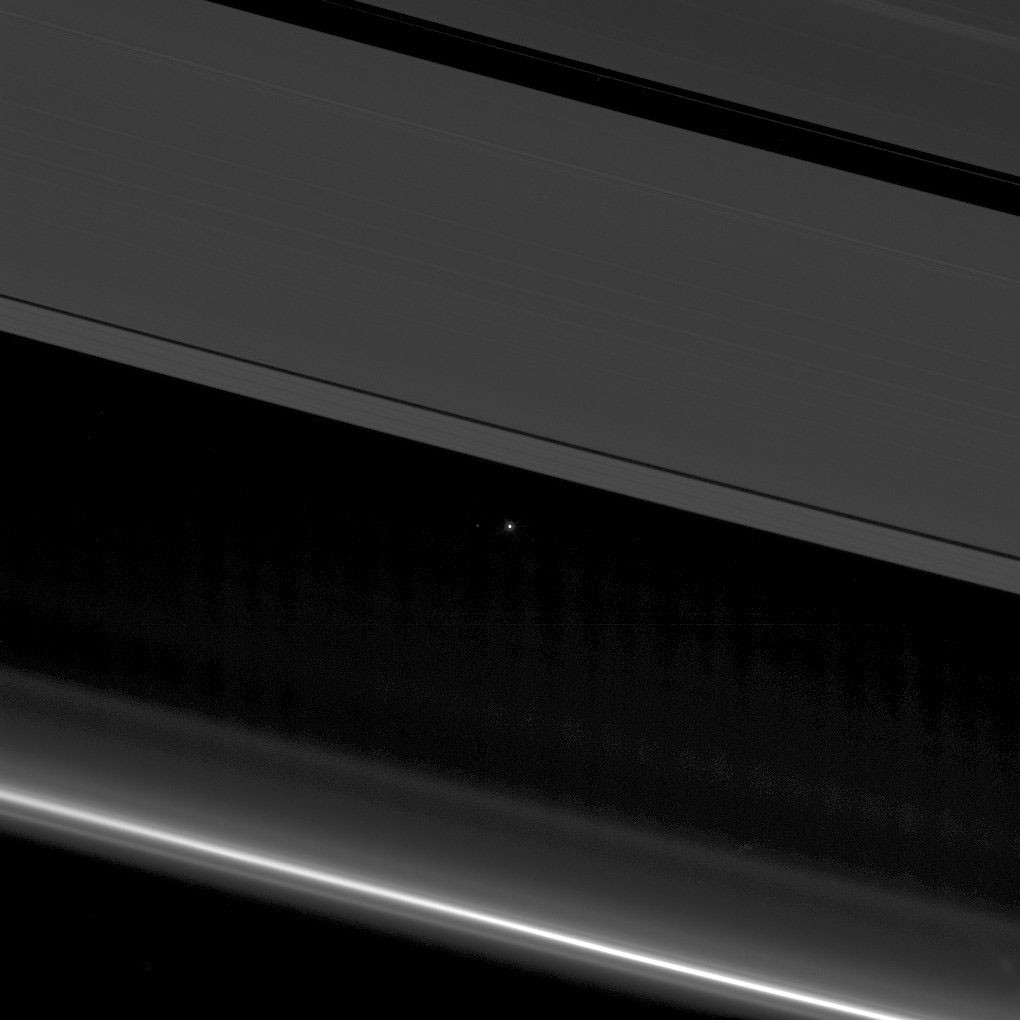 Between the Rings — APOD for 2017-04-22