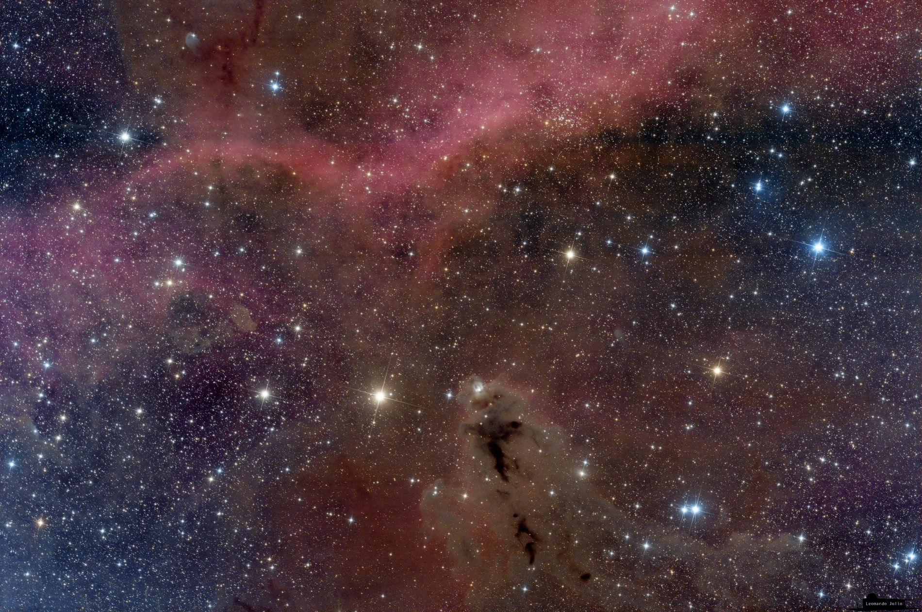 APOD: 2017 April 6 – Dark Nebula LDN 1622 and Barnard’s Loop
