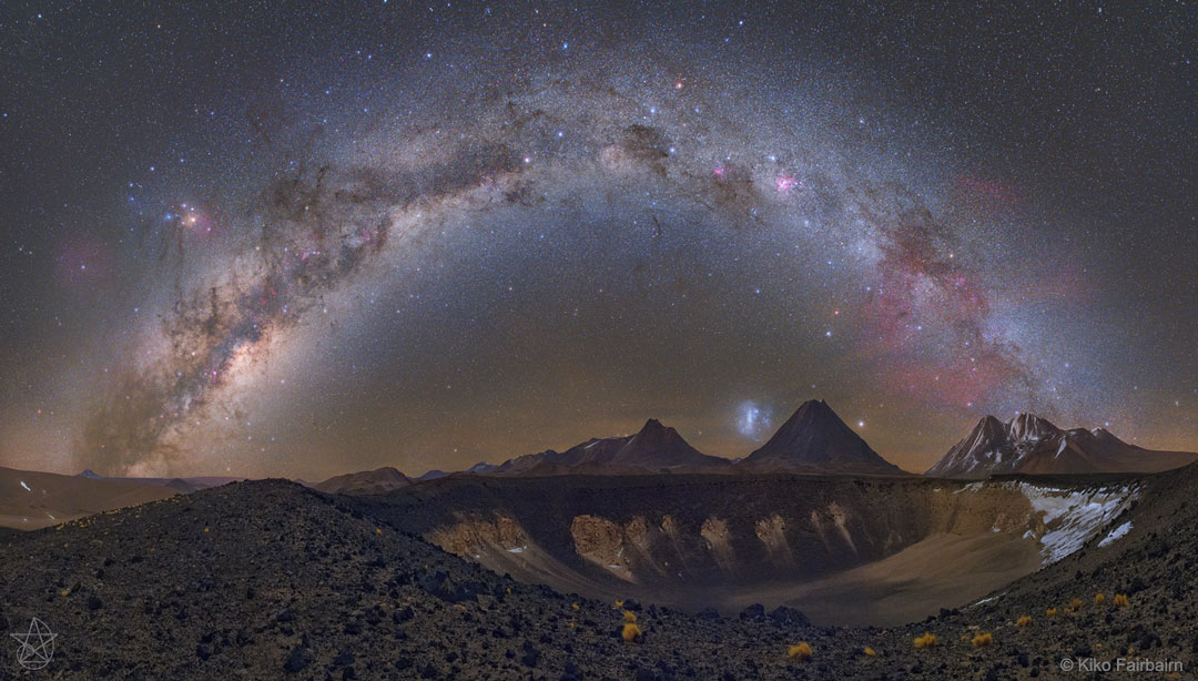 APOD: 2017 August 21 – Milky Way over Chilean Volcanoes