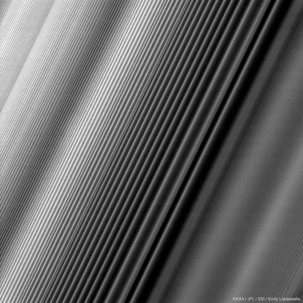 APOD: 2017 August 8 – Density Waves in Saturn’s Rings from Cassini