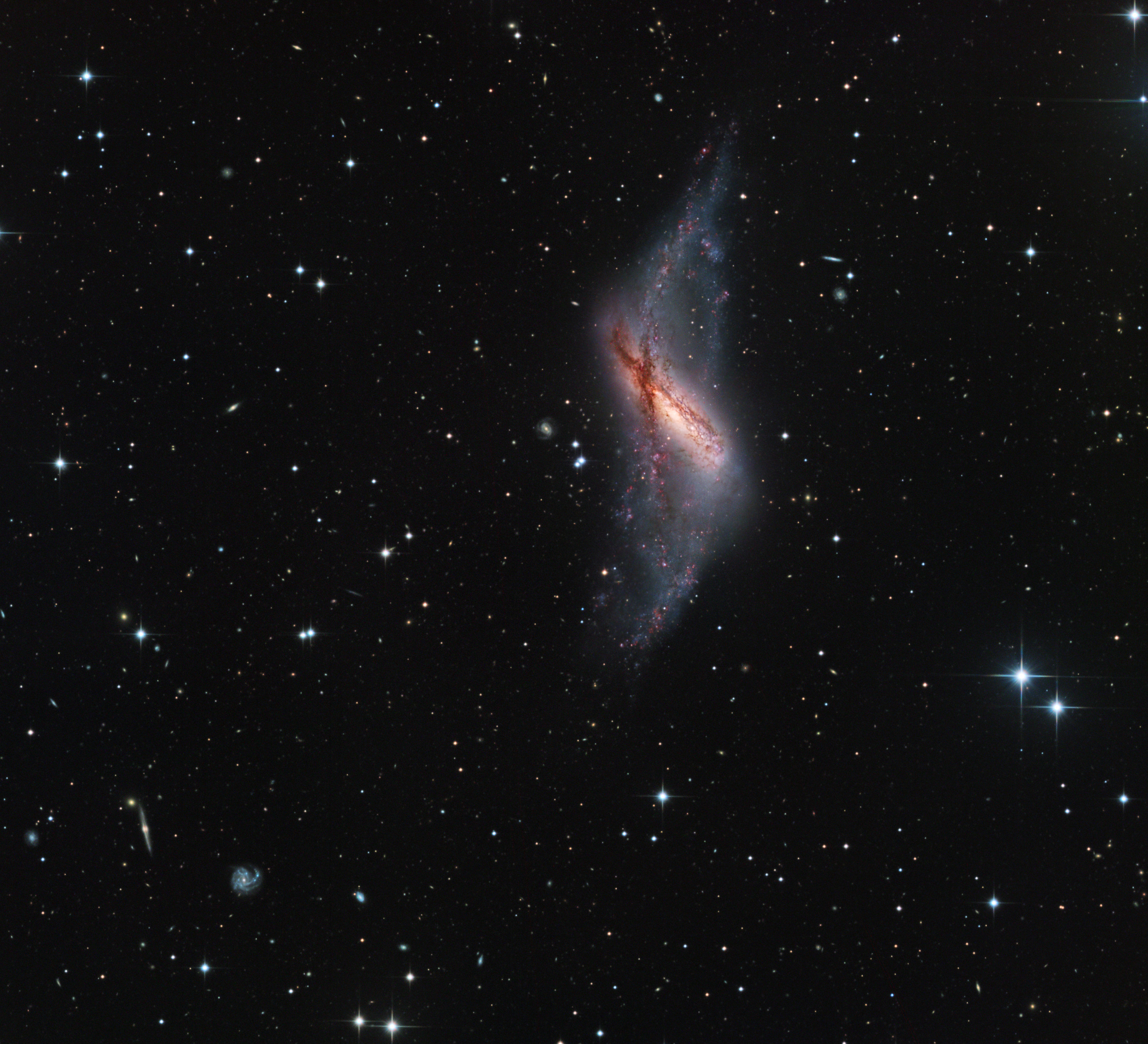 See Explanation. Clicking on the picture will download the highest resolution version available.
