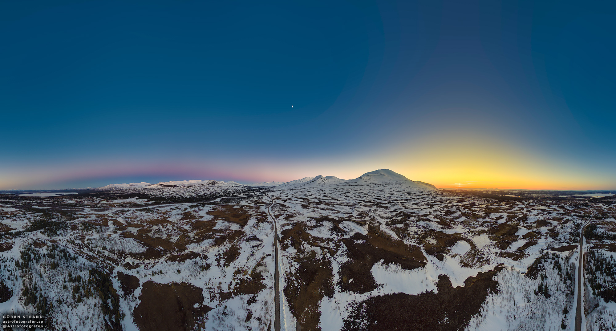 APOD: 2017 June 1 – Shadowrise and Sunset
