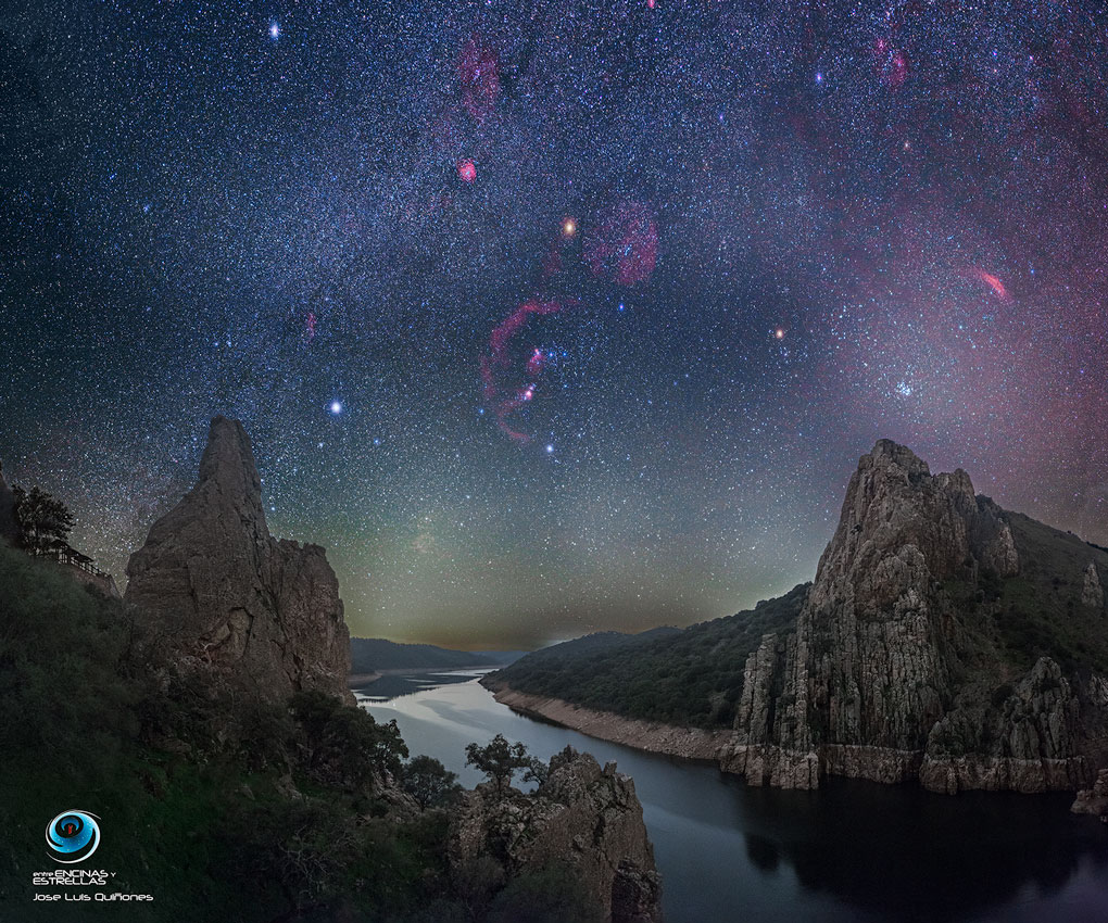 APOD: 2017 March 14 – A Dark Winter Sky over Monfrage National Park in Spain