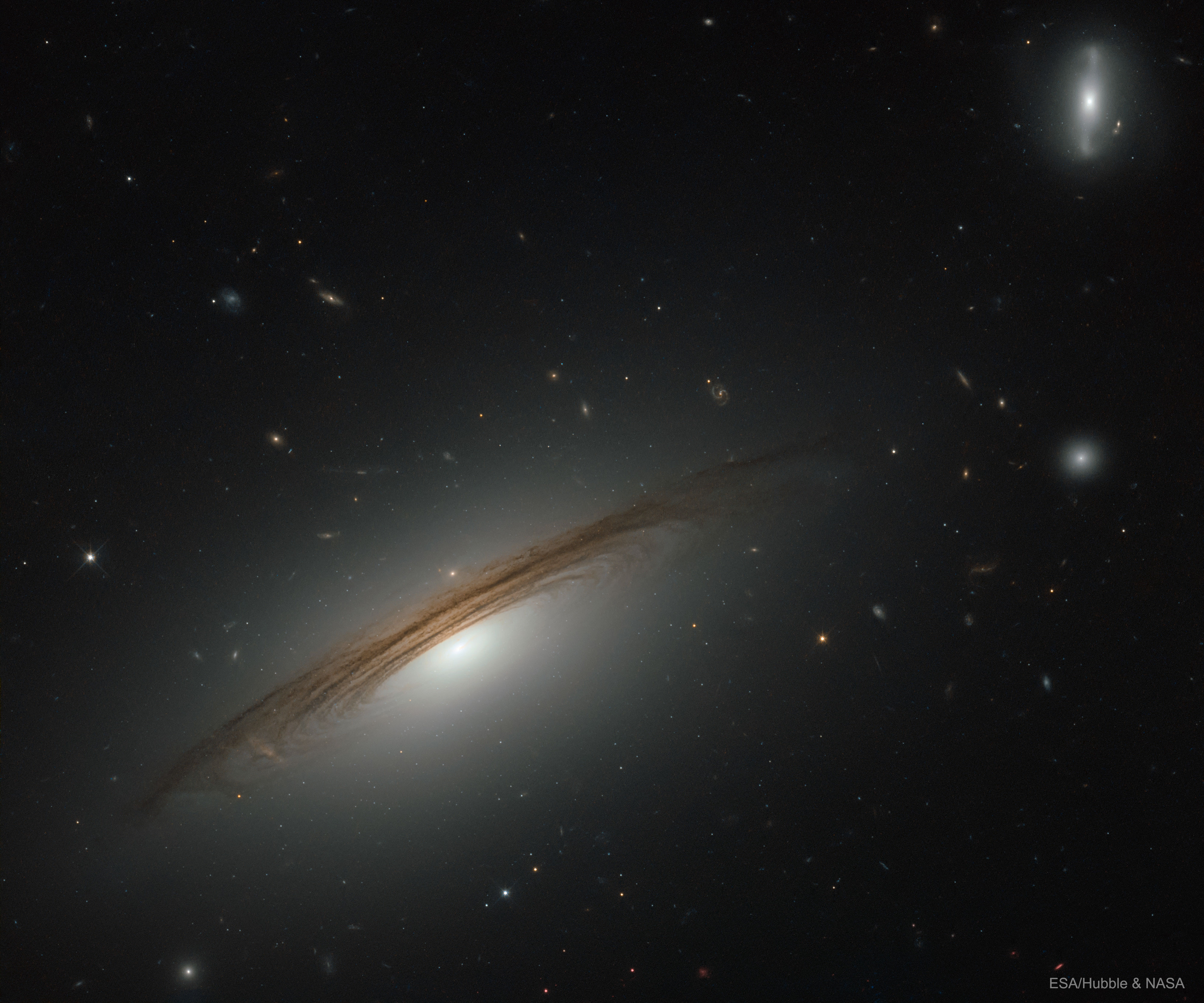 APOD: 2017 March 7 – UGC 12591: The Fastest Rotating Galaxy Known