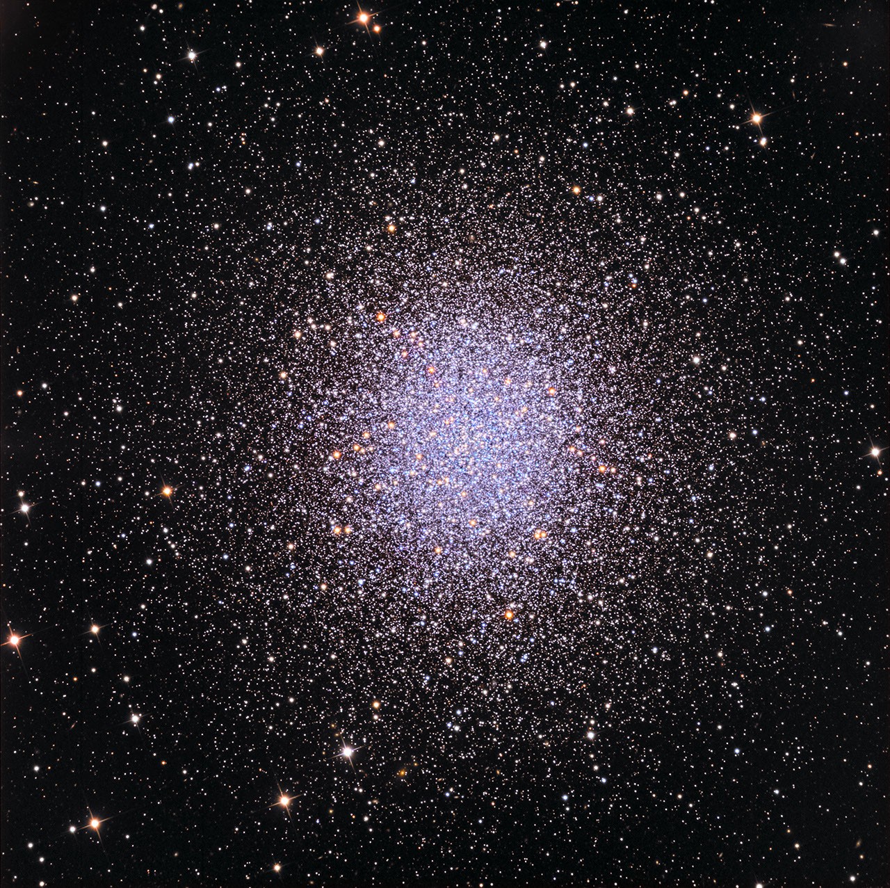 M13: The Great Globular Cluster in Hercules — APOD for 2017-05-12