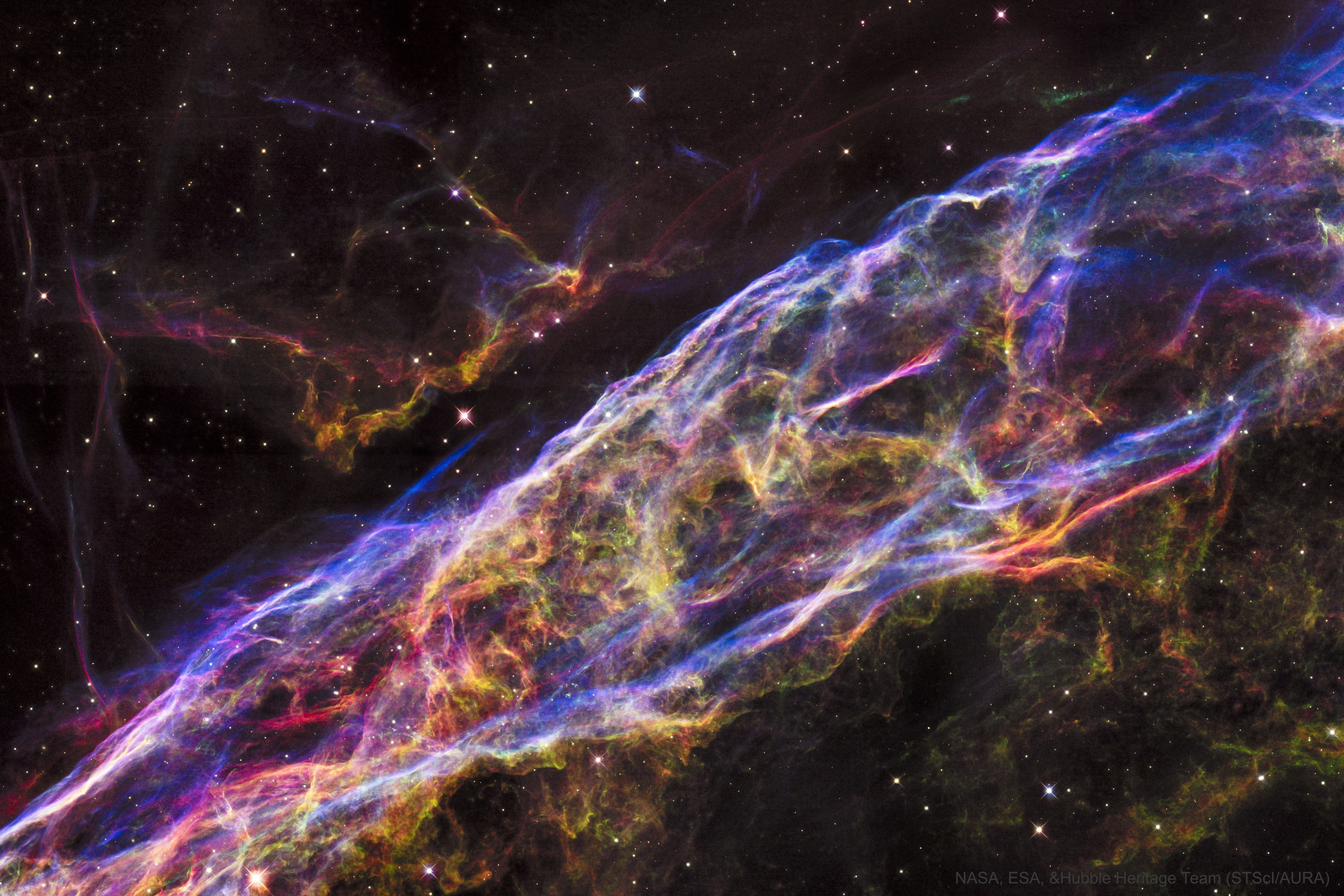 APOD: 2017 September 19 – Veil Nebula: Wisps of an Exploded Star