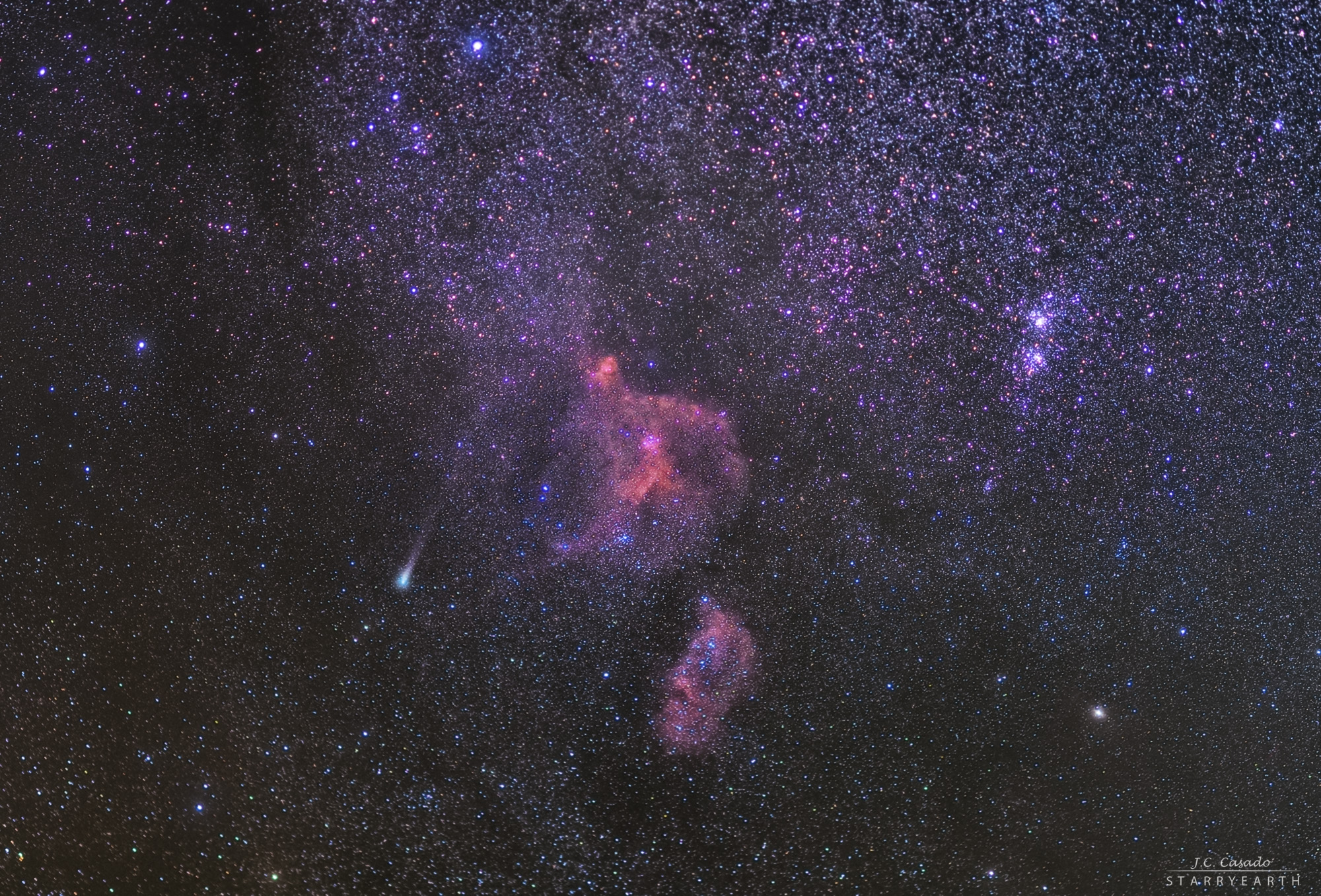 APOD: 2018 August 23 – Comet, Heart, and Soul