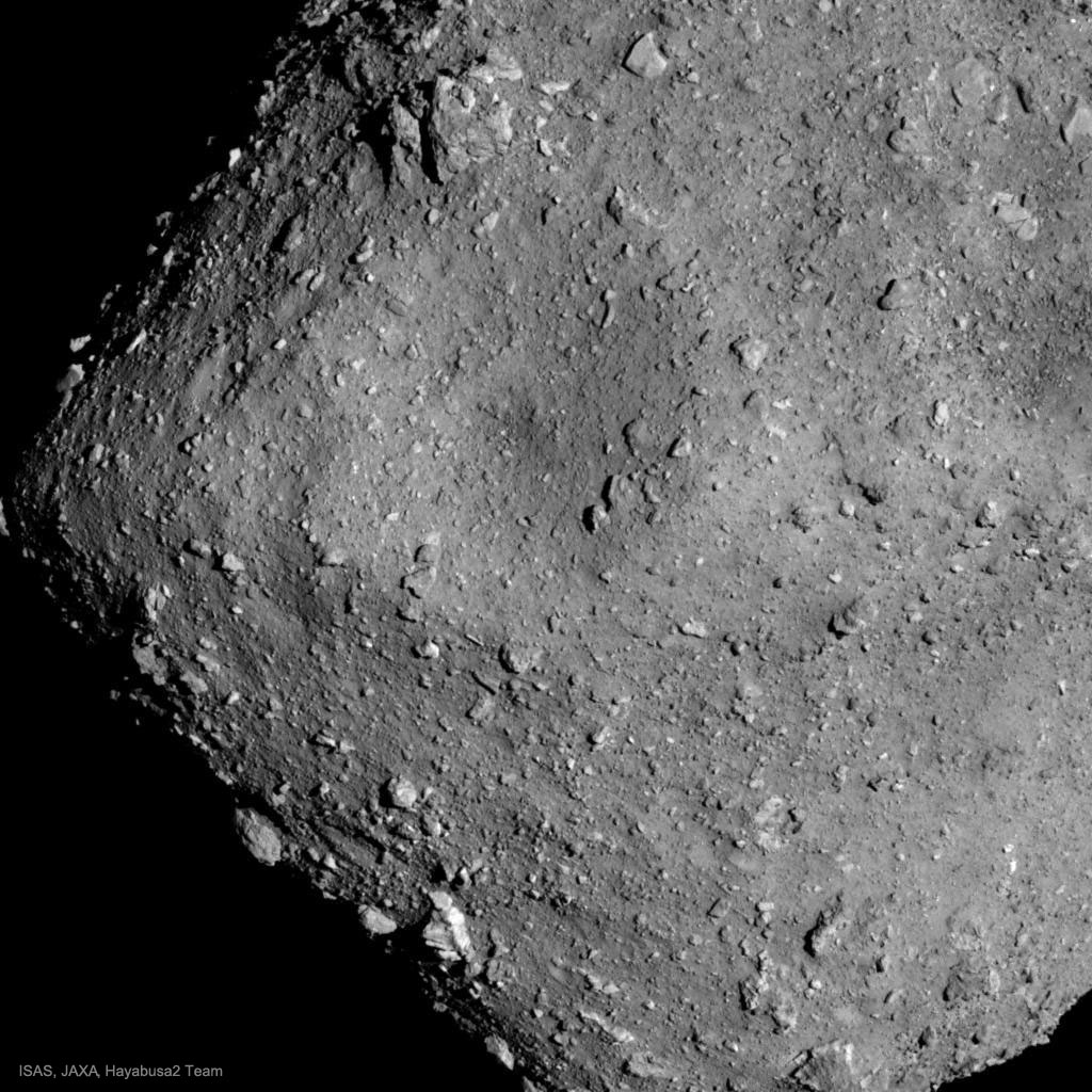 APOD: 2018 August 22 – Asteroid Ryugu from Hayabusa2