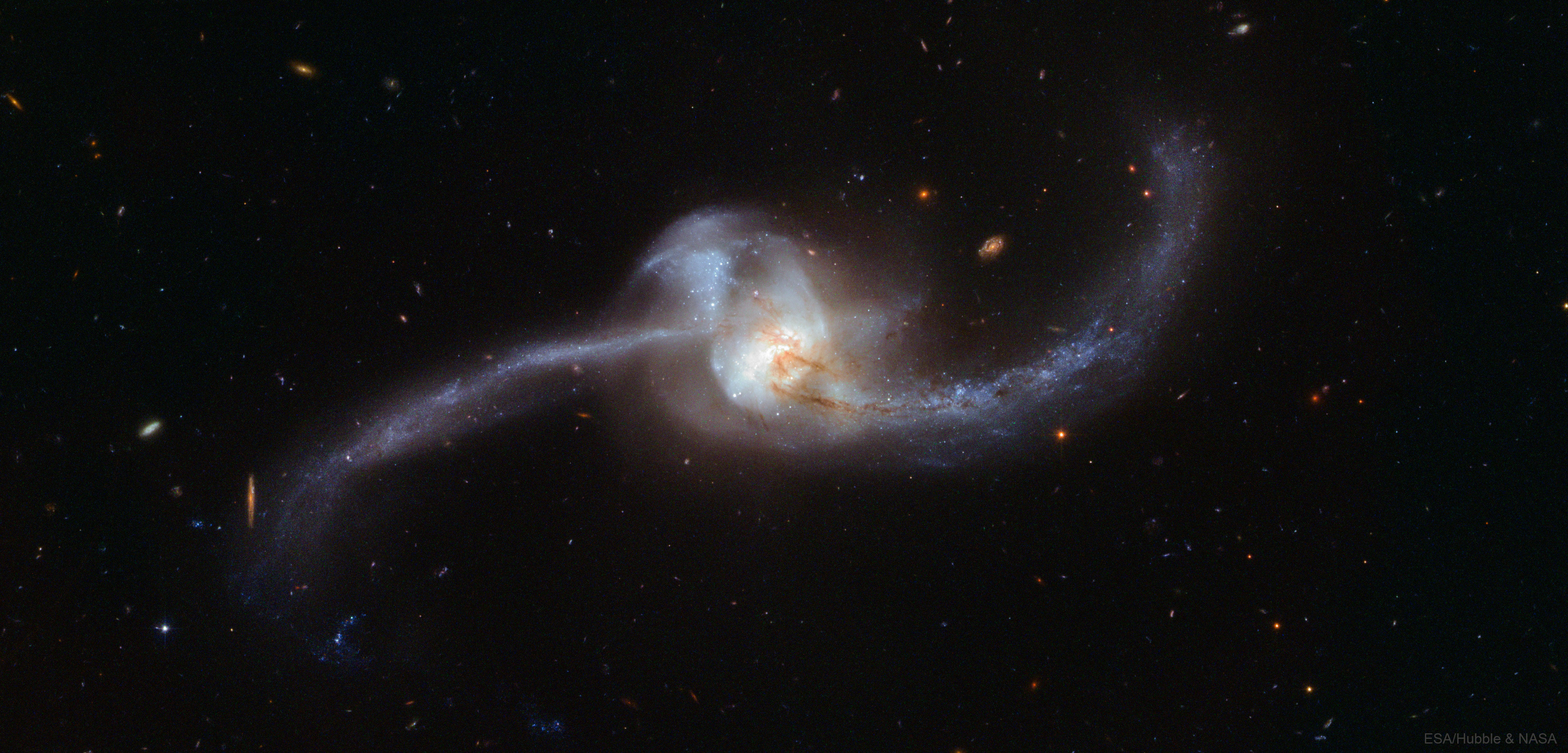 APOD: 2018 January 10 – NGC 2623: Merging Galaxies from Hubble